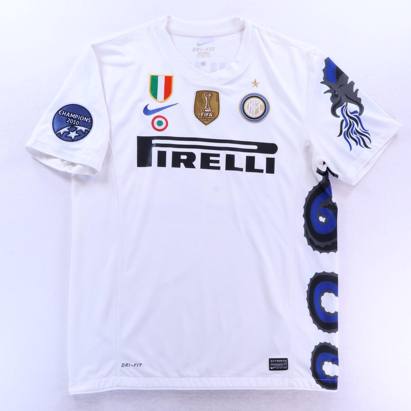 Inter Milan Milito #22 2010/11 Away Shirt - L