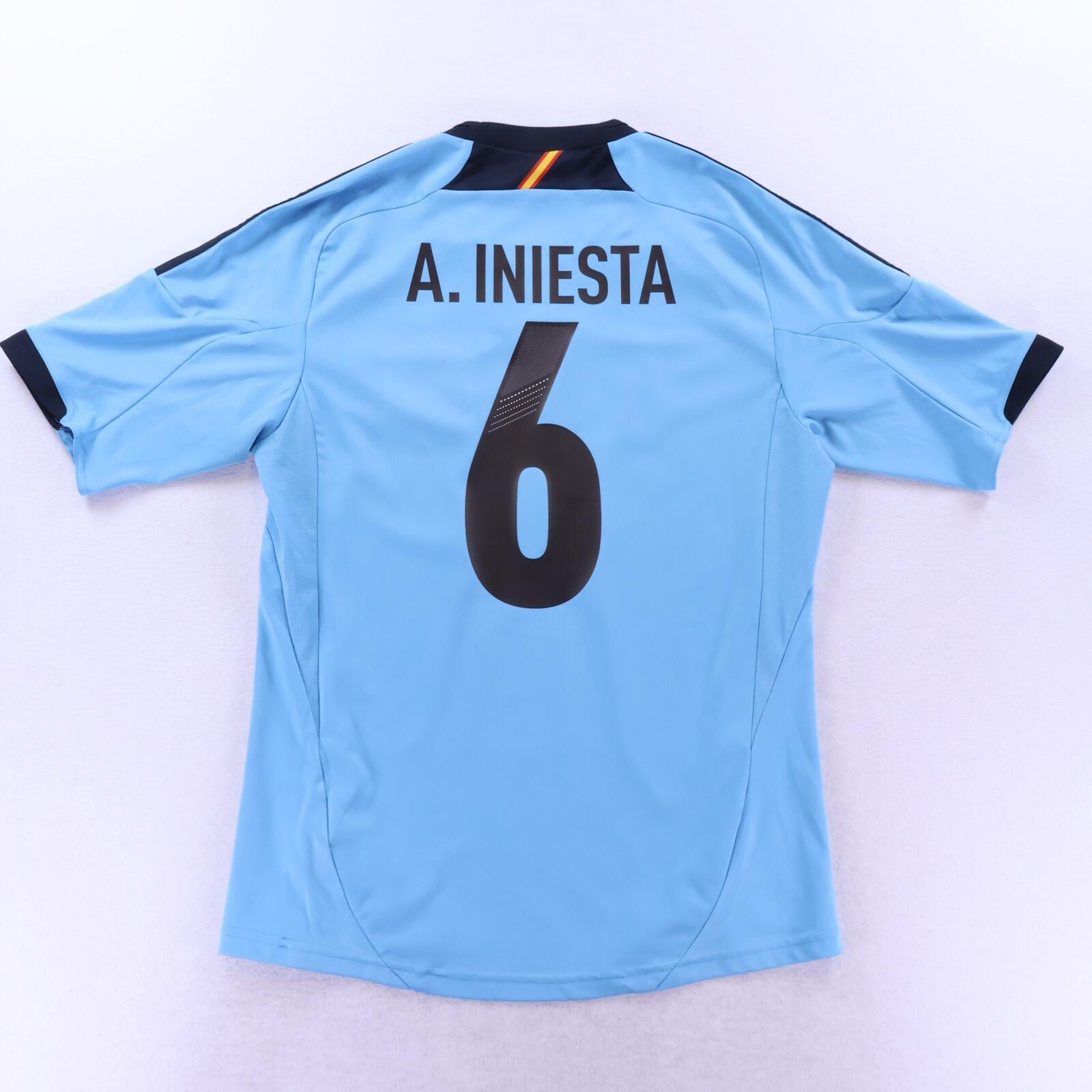 Spain A. Iniesta #6 2012/14 Away Shirt - M