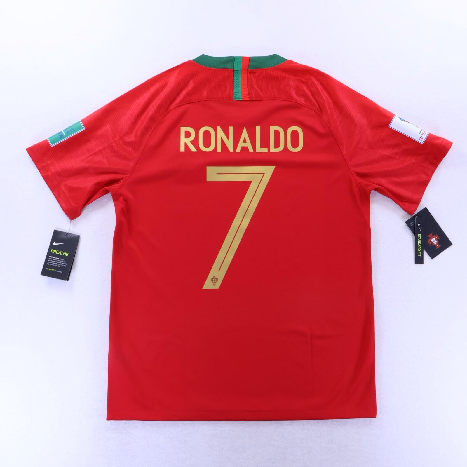 *NWT* Portugal Ronaldo #7 2018/19 Home Shirt - L