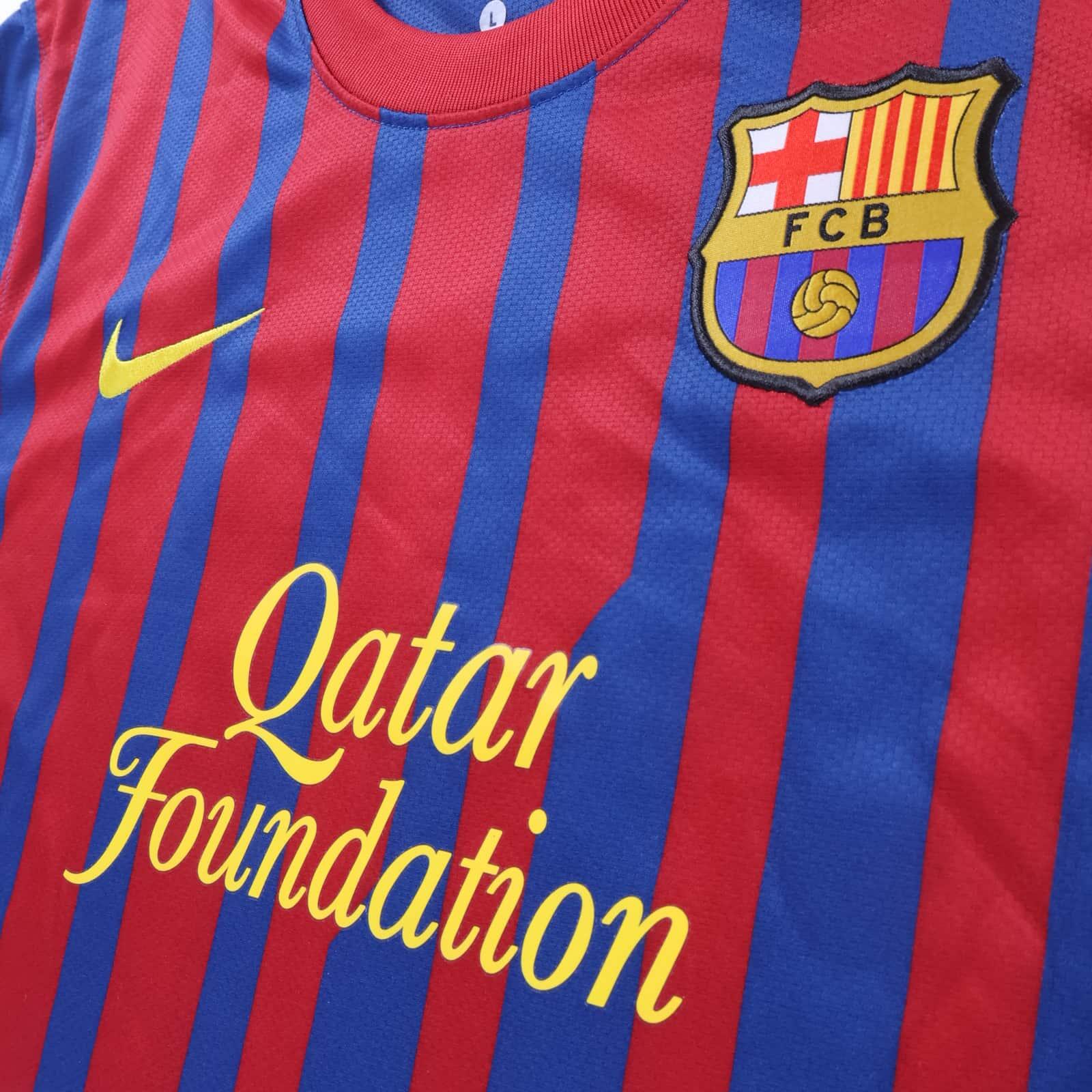 *MINT* Barcelona Messi 2011/12 Home Shirt - Long Sleeve - L