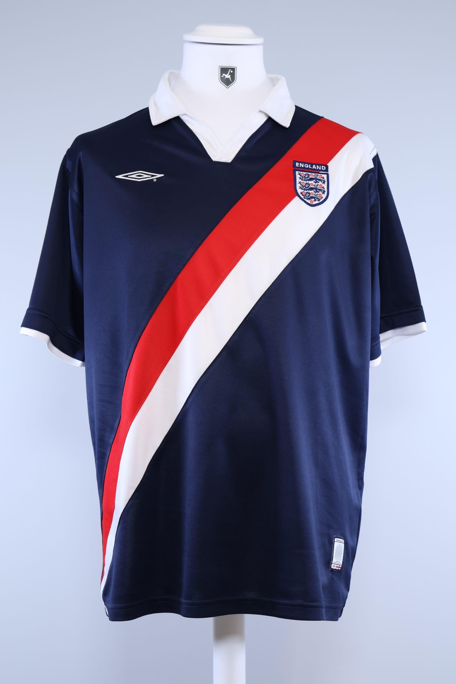 England 2002/04 Training Shirt - LAuthentic Original Football Shirt