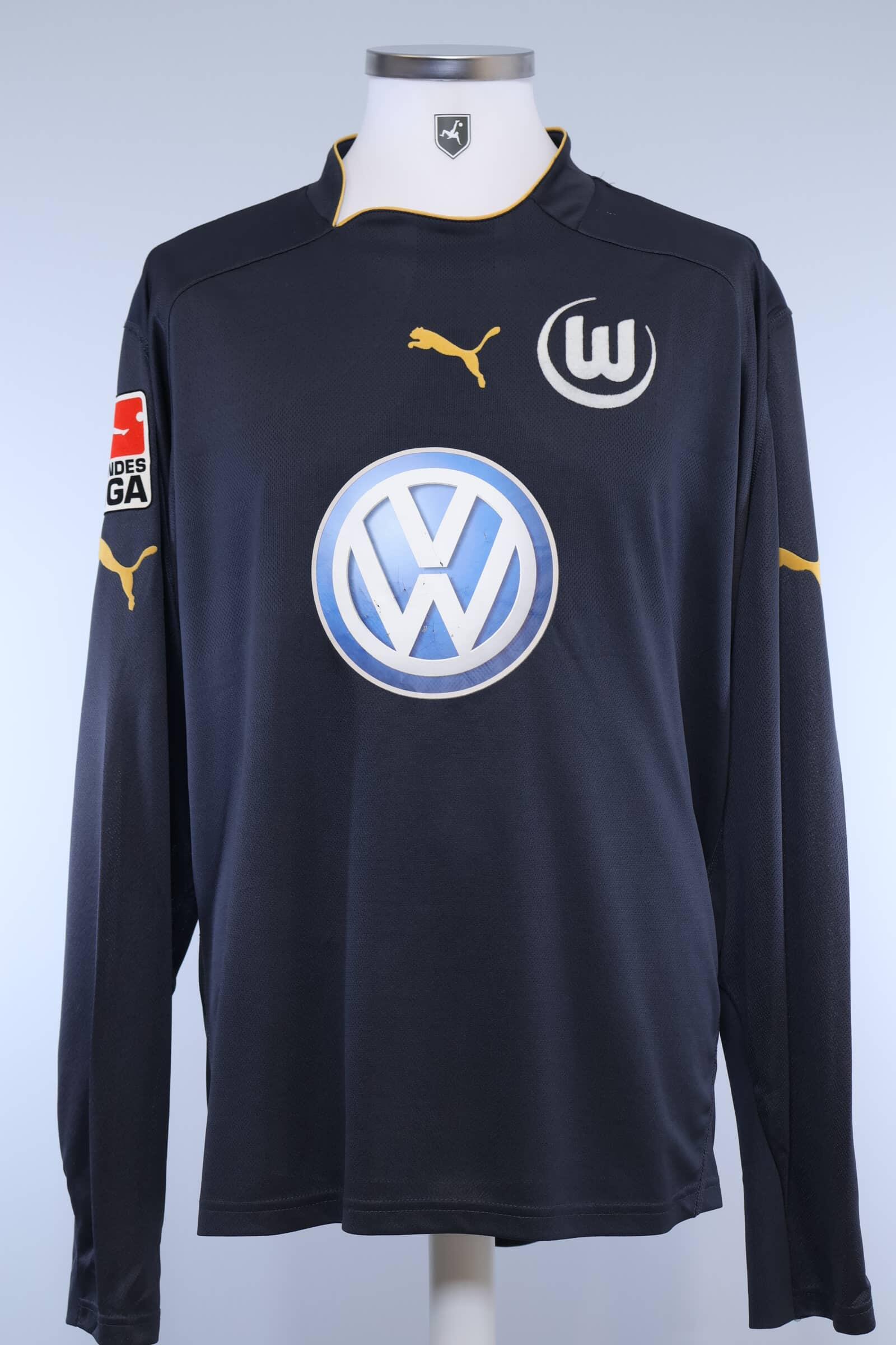 Wolfsburg 2003/04 Schnoor #5 Away Shirt - XXL Authenic Original Football Shirt