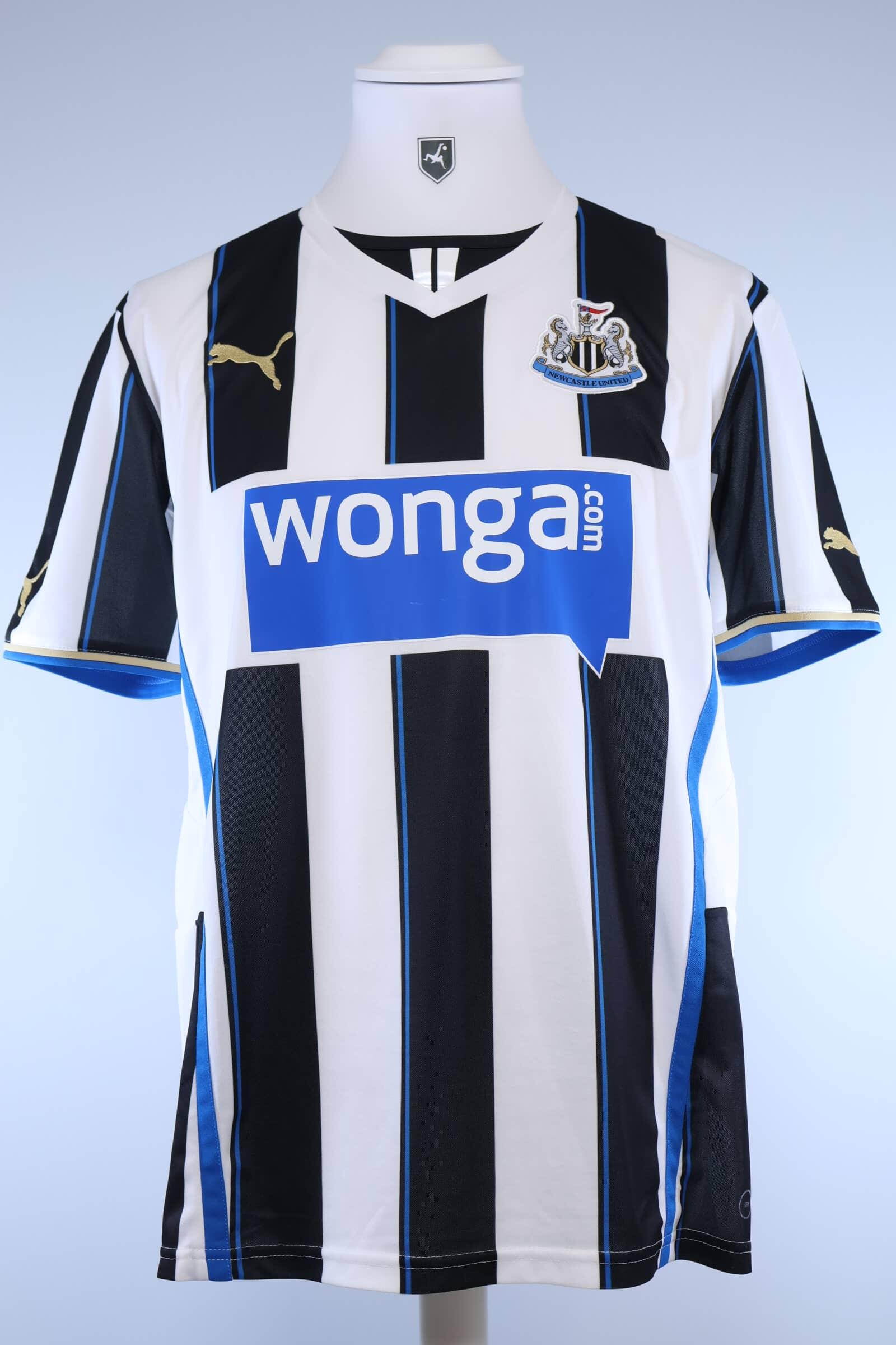 Newcastle United 2013/14 Coloccini #2 Home Shirt - M Authenic Original Football Shirt