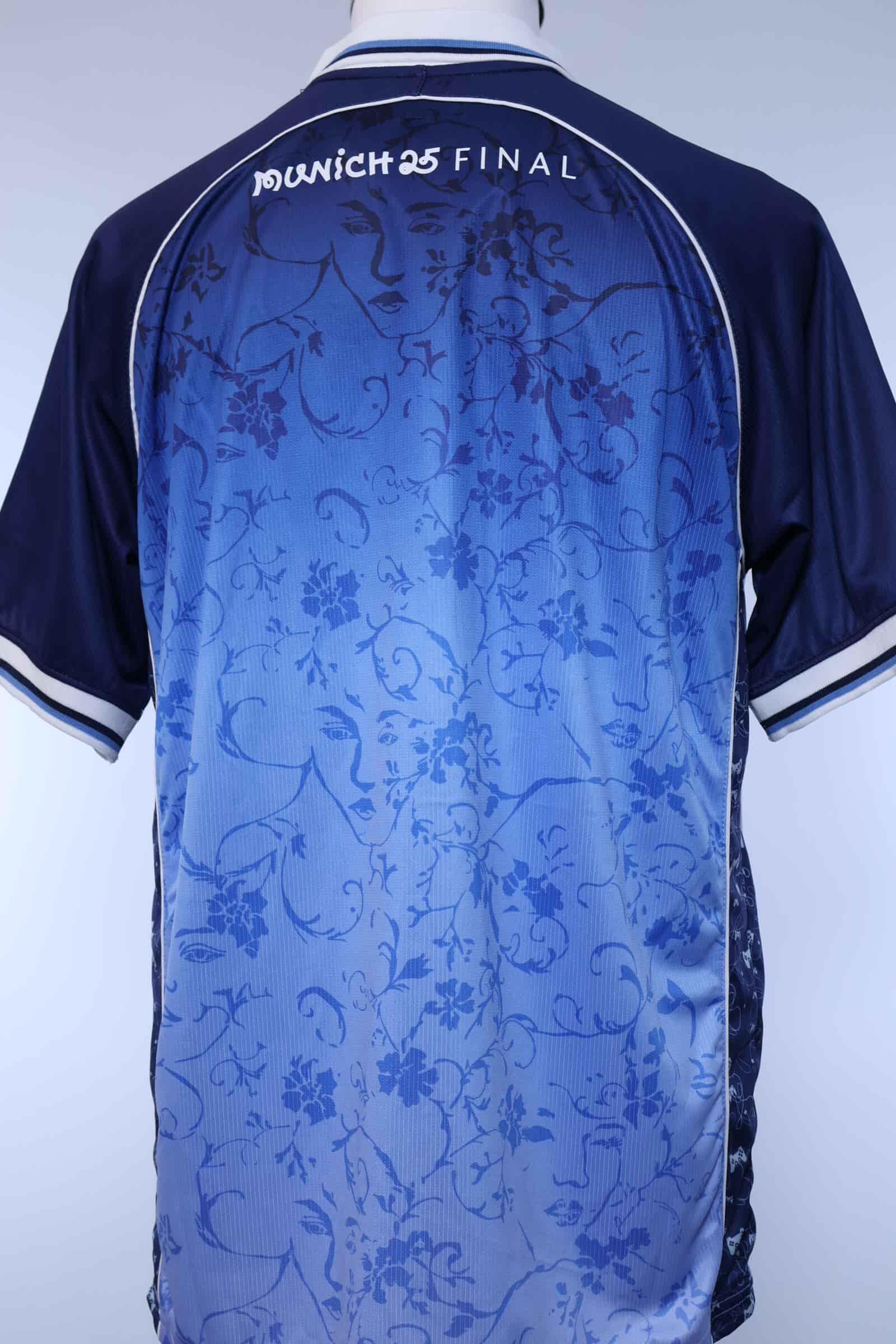 Uefa Champions League X Playstation - M Authenic Original Football Shirt