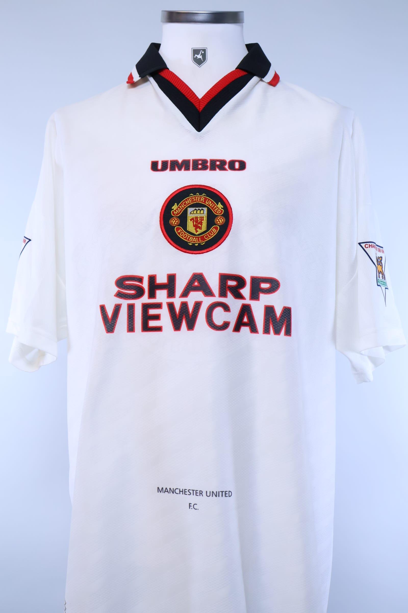 Manchester United 1996/97 Cantona #7 Away Shirt - XL Authenic Original Football Shirt