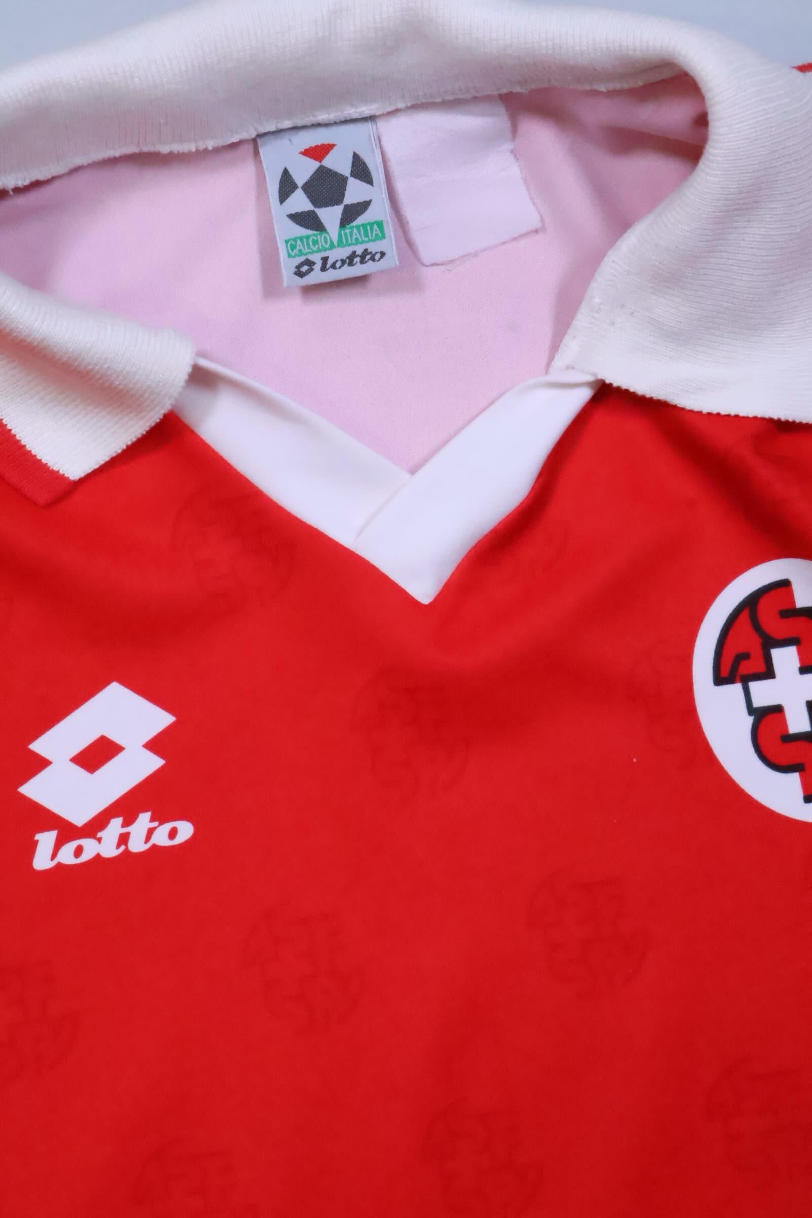 Switzerland 1994/96 Home Shirt - M Authenic Original Football Shirt