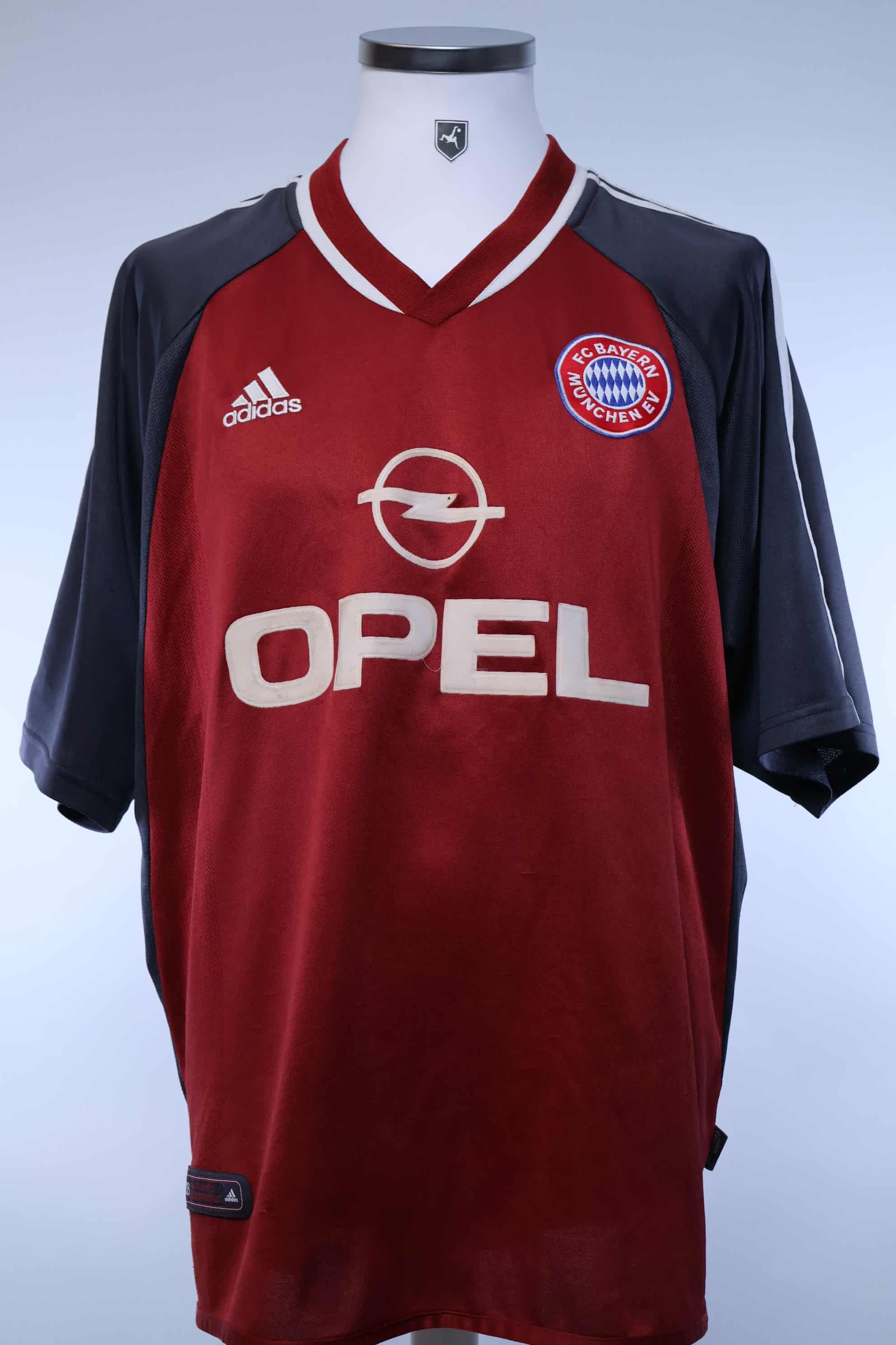Bayern Munich 2001/02 Home Shirt - XL- FRONT