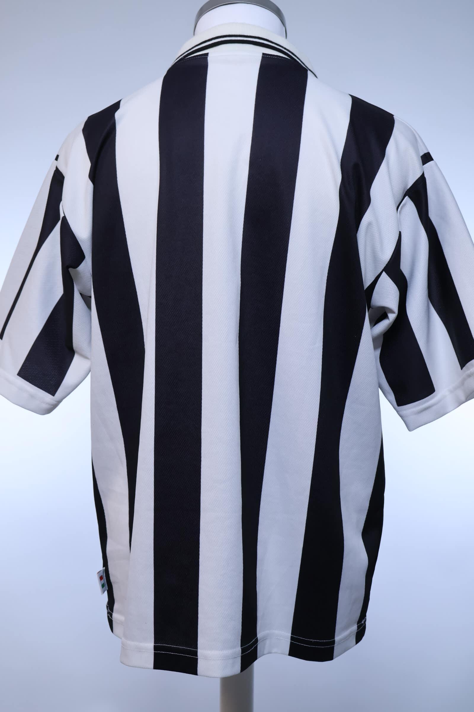 Grimsby Town 1996/98 Home Shirt - M- BACK