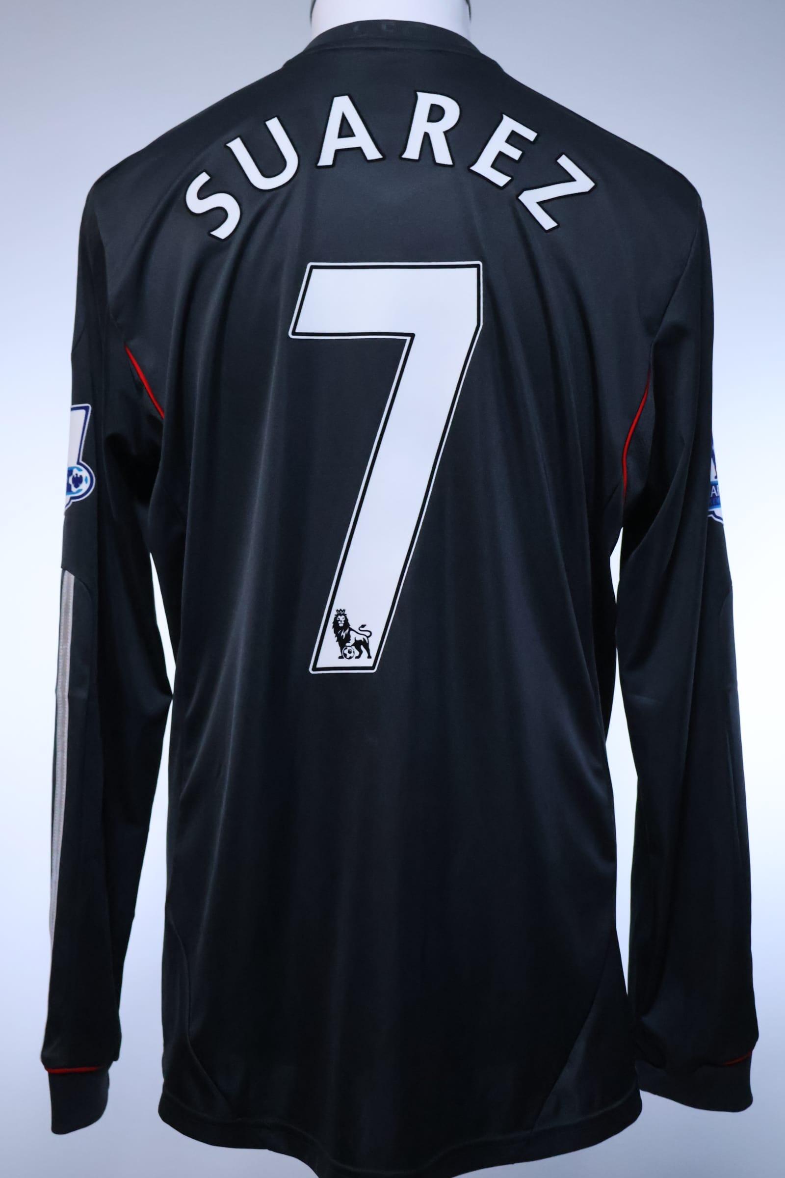 Liverpool F.C Suarez #7 2011/12 Away Shirt - Long Sleeve - M- FRONT