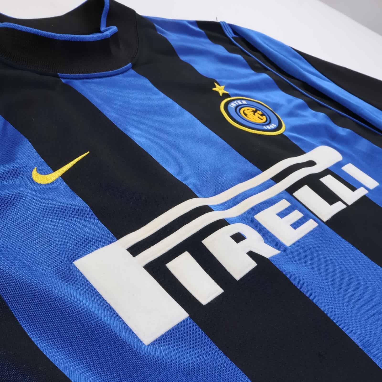 Inter Milan 2000/01 Home Shirt - XL