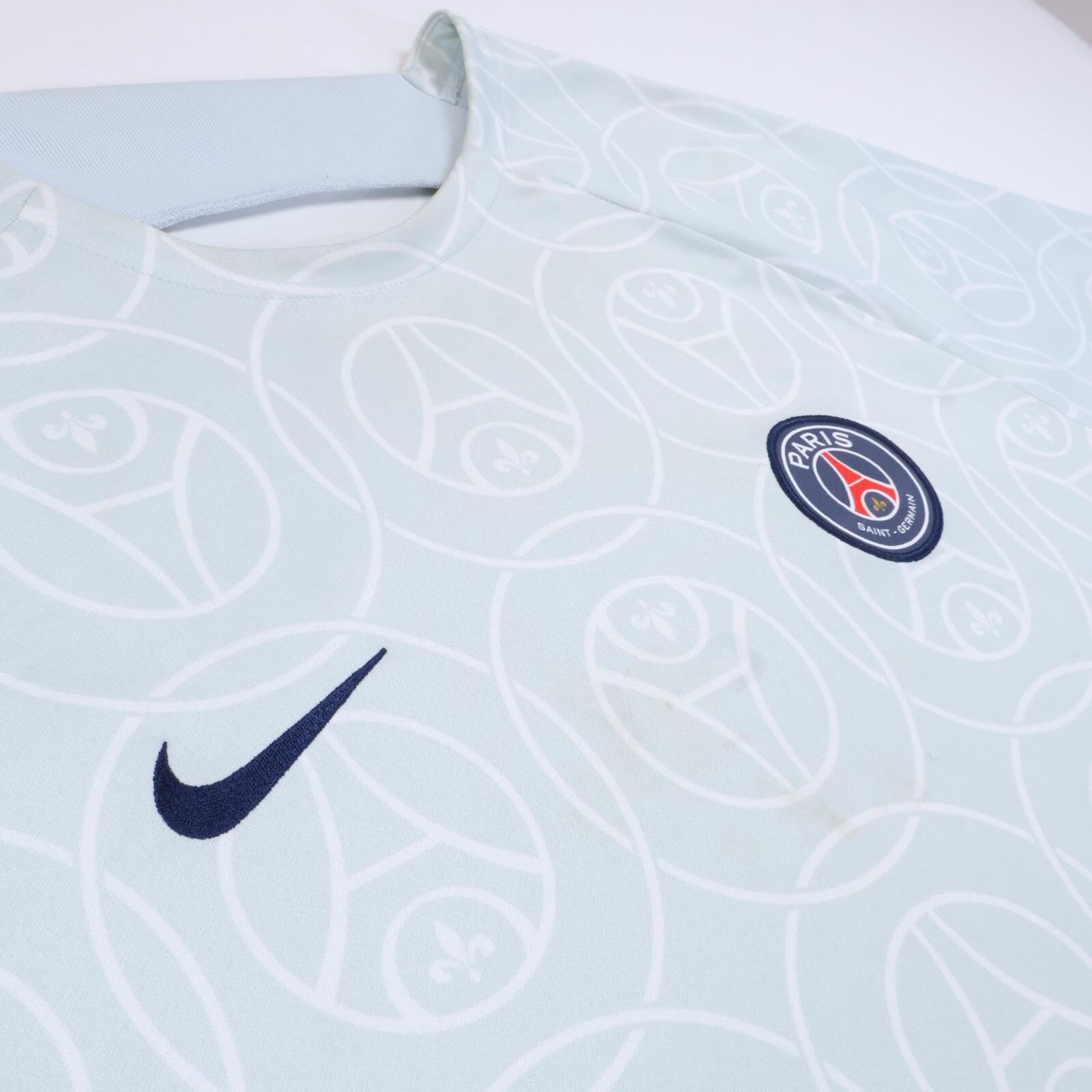 Paris Saint-Germain F.C 2022/23 Training Shirt - XL