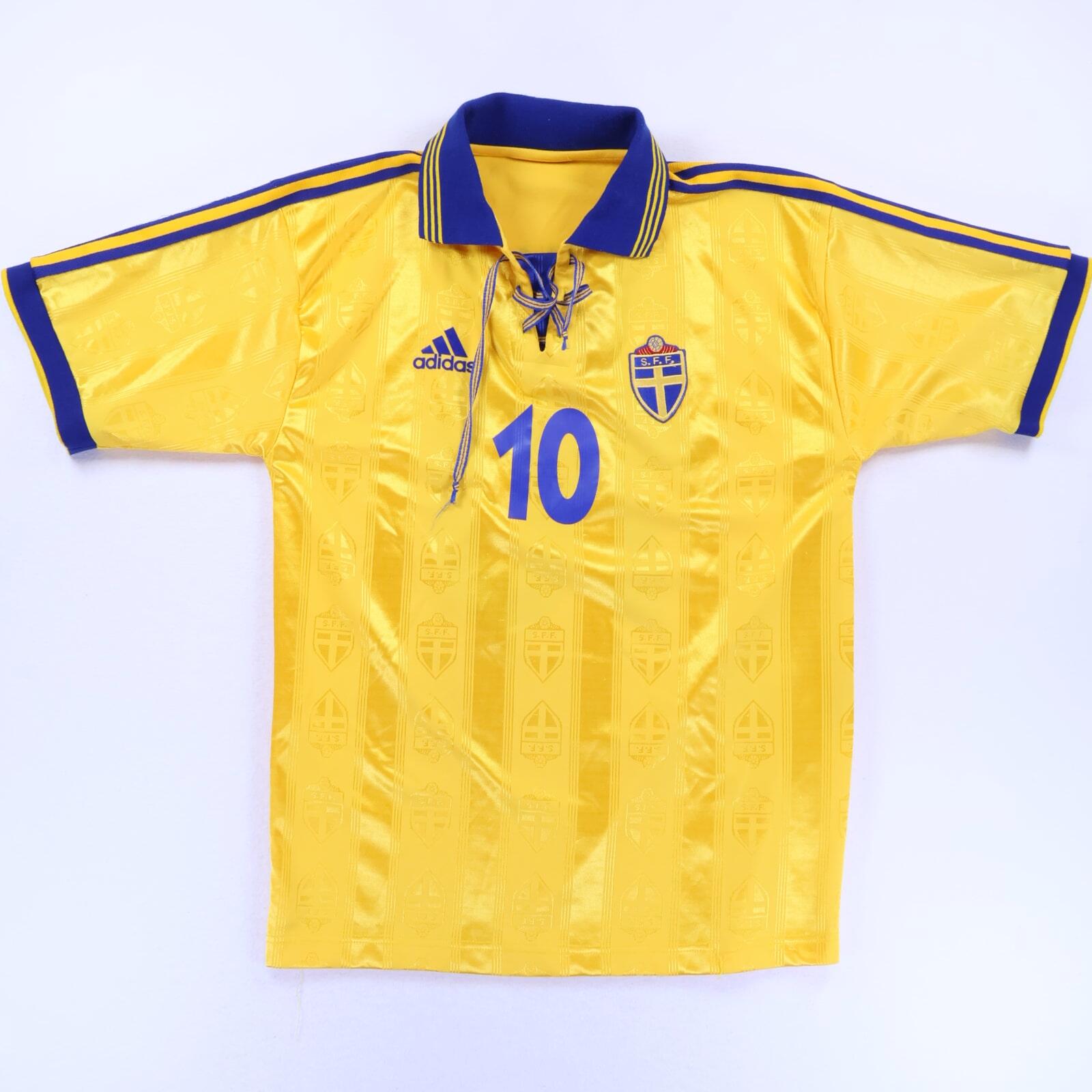 Sweden Larsson #10 1998/99 Home Shirt - XL- BACK