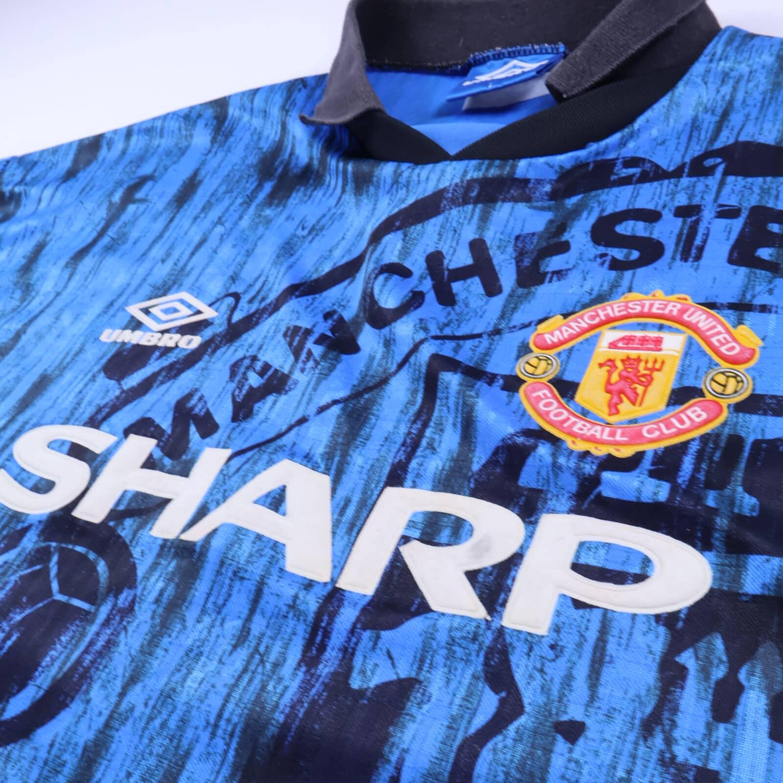 Manchester United Cantona #7 1992/93 Away Shirt - L