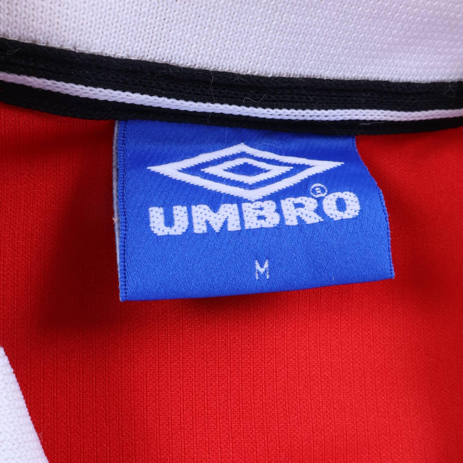 Manchester United Butt #8 1998/99 Home Shirt - M- TAGS