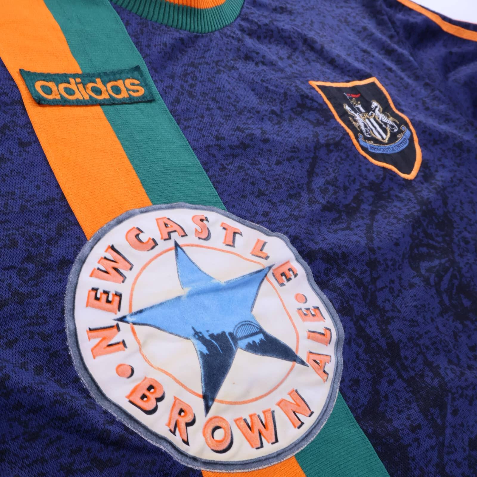 Newcastle United 1997/98 Away Shirt - L