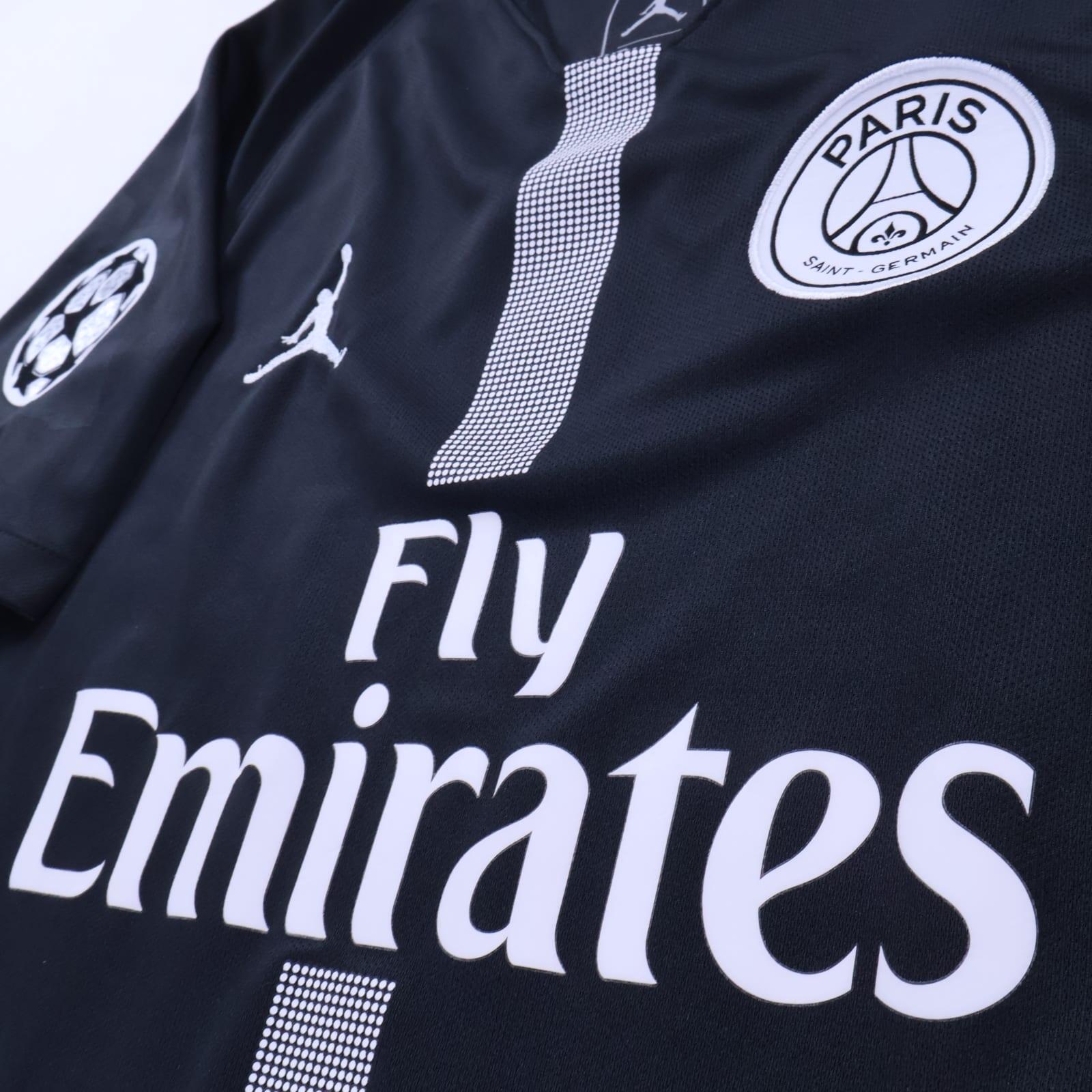 Paris Saint-Germain F.C Neymar Jr #10 2018/19 Third Shirt - S