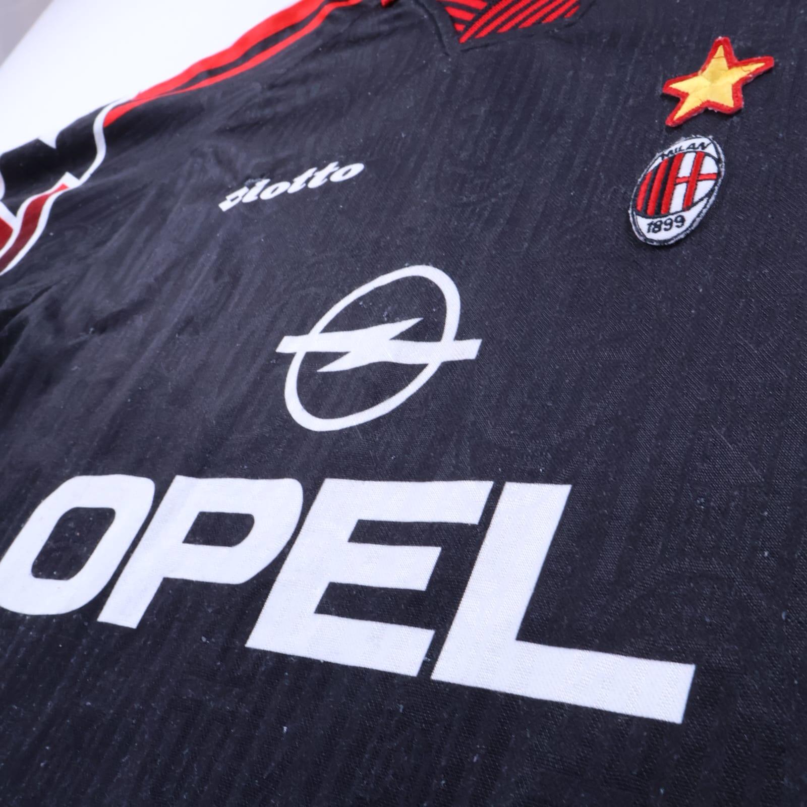 Ac Milan 1996/97 Third Shirt - L
