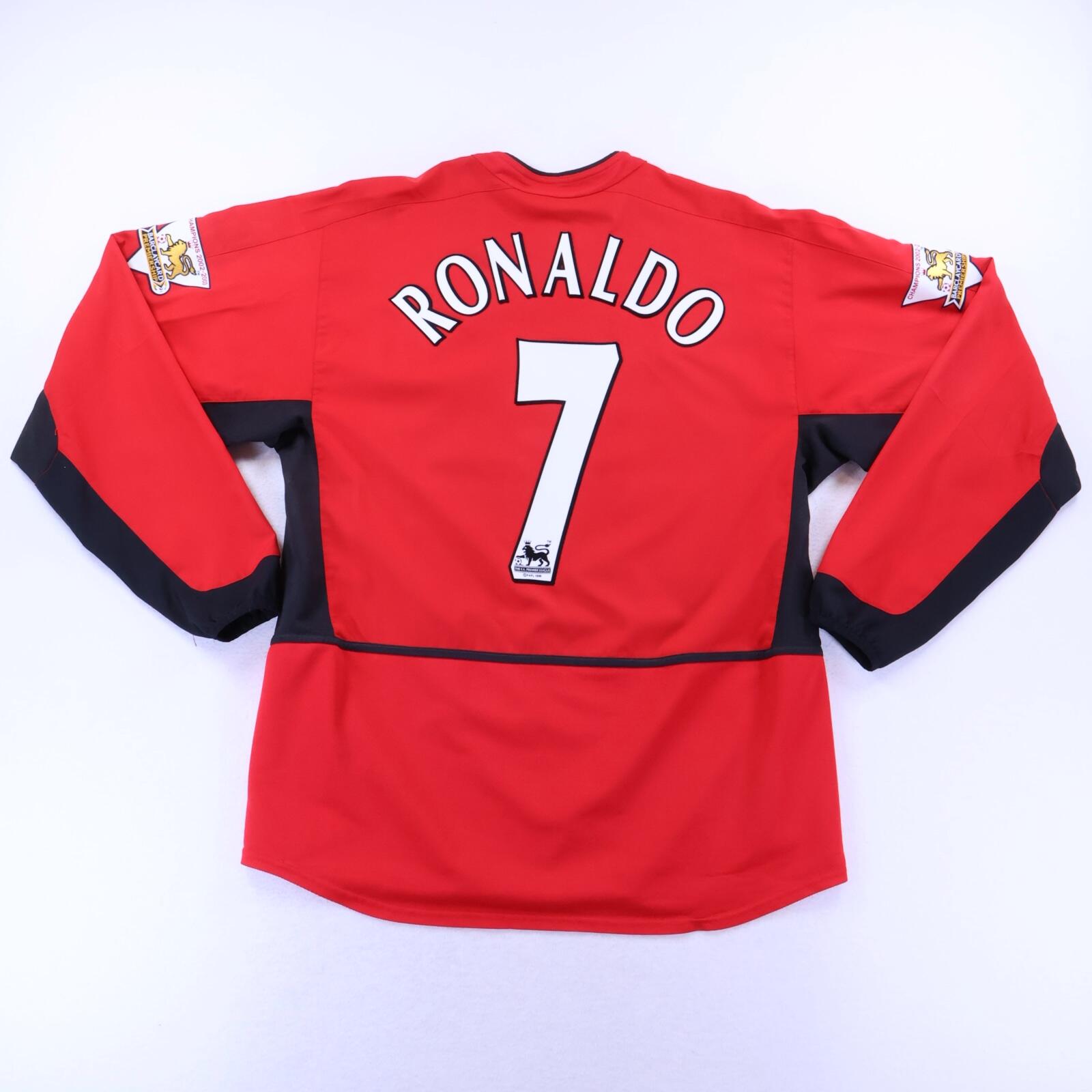 Manchester City Ronaldo #7 2002/04 Home Shirt - L