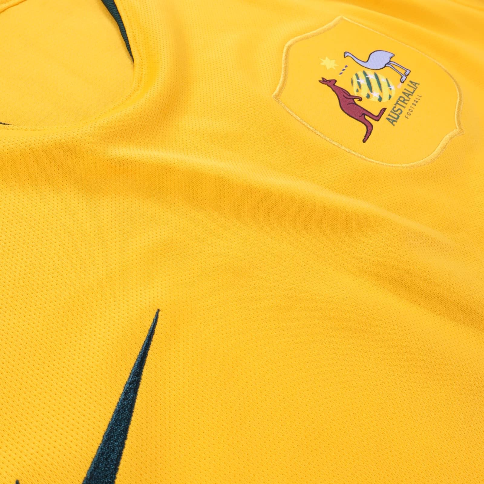 *MINT* Australia 2018/20 World Cup Home Shirt - L