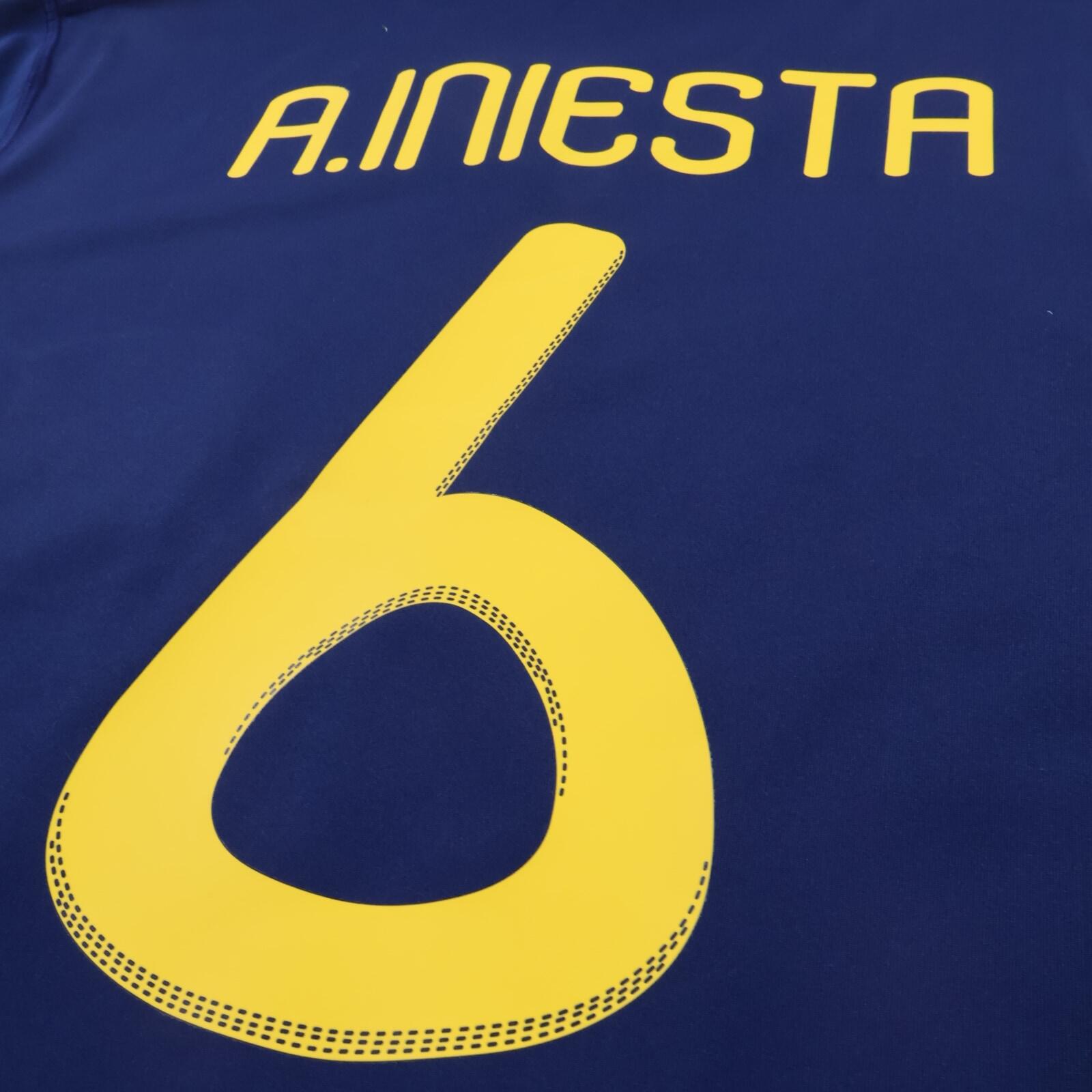 Spain A. Iniesta #6 2010/11 Away Shirt - L