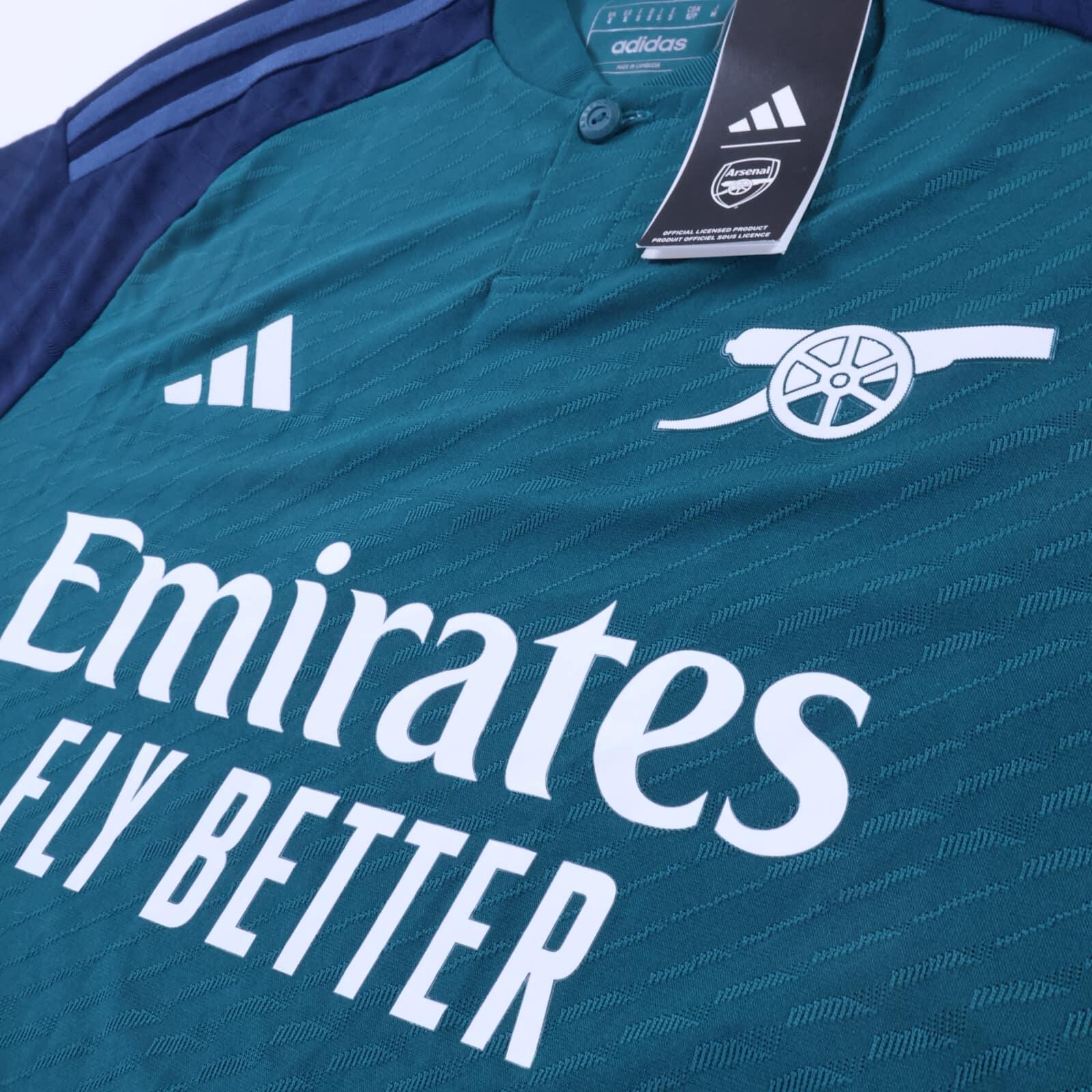 *NWT* Arsenal Saka #7 2023/24 Third Shirt - Player Issue - S