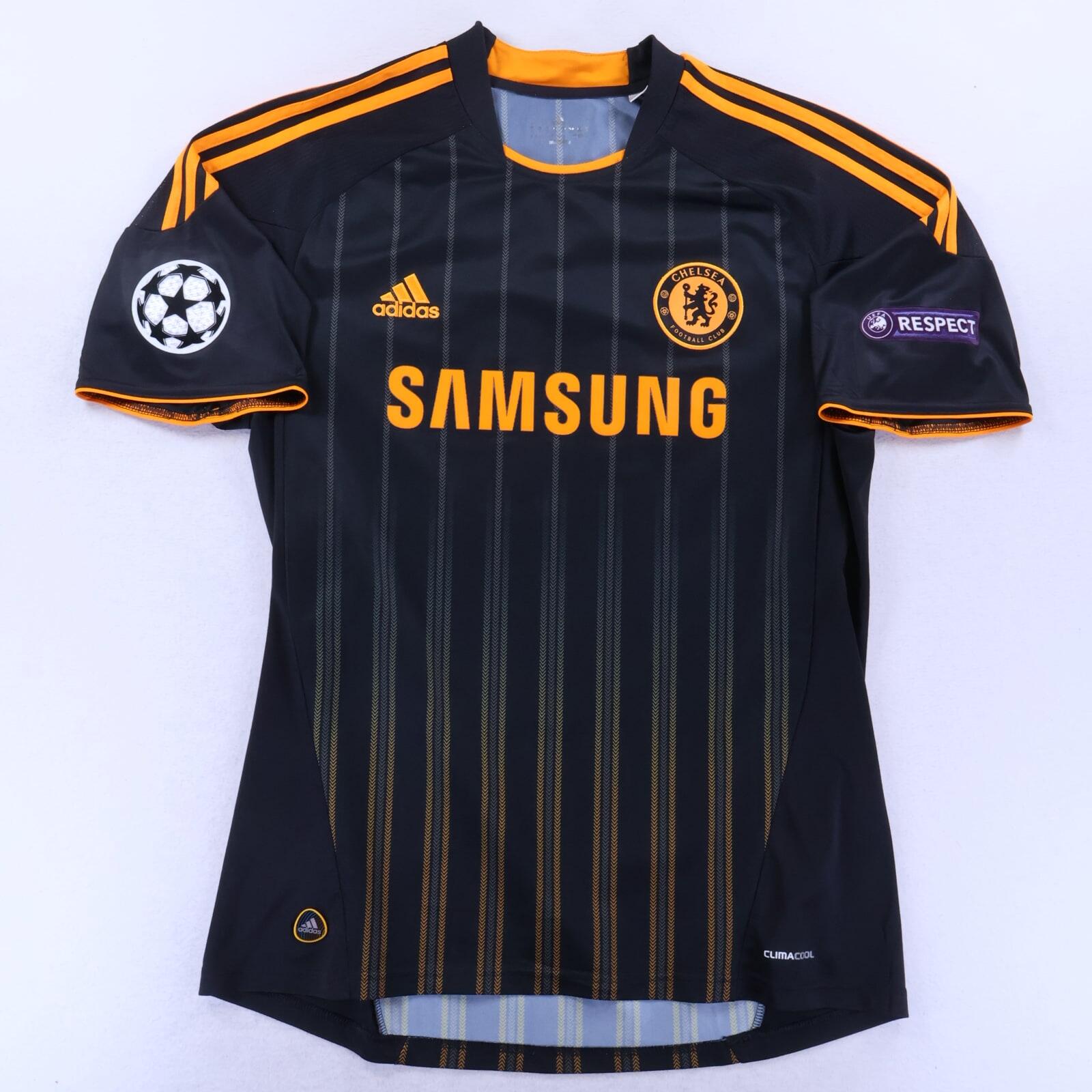 Chelsea Drogba #11 2010/11 Away Shirt - L