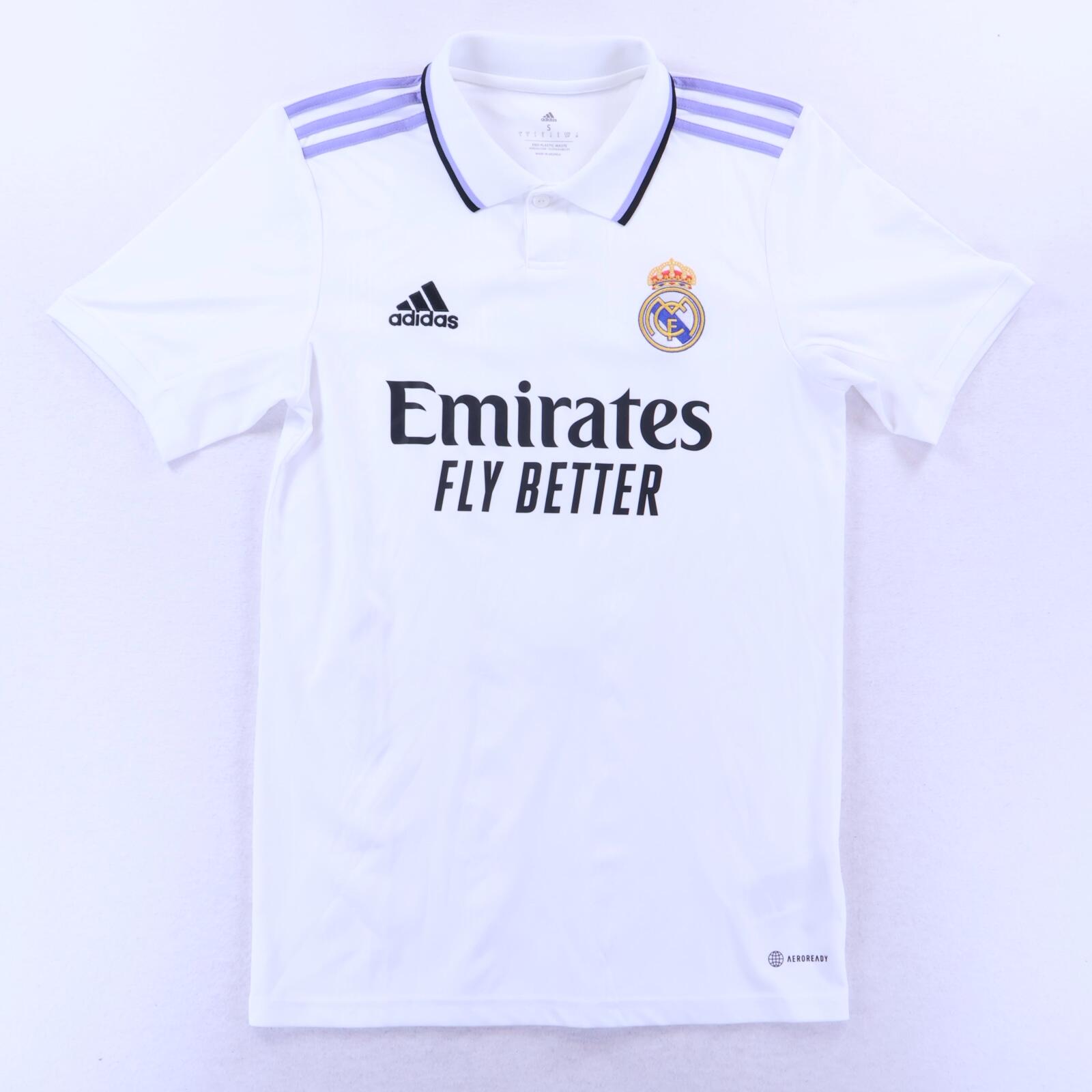Real Madrid Benzema #9 2022/23 Home Shirt - S