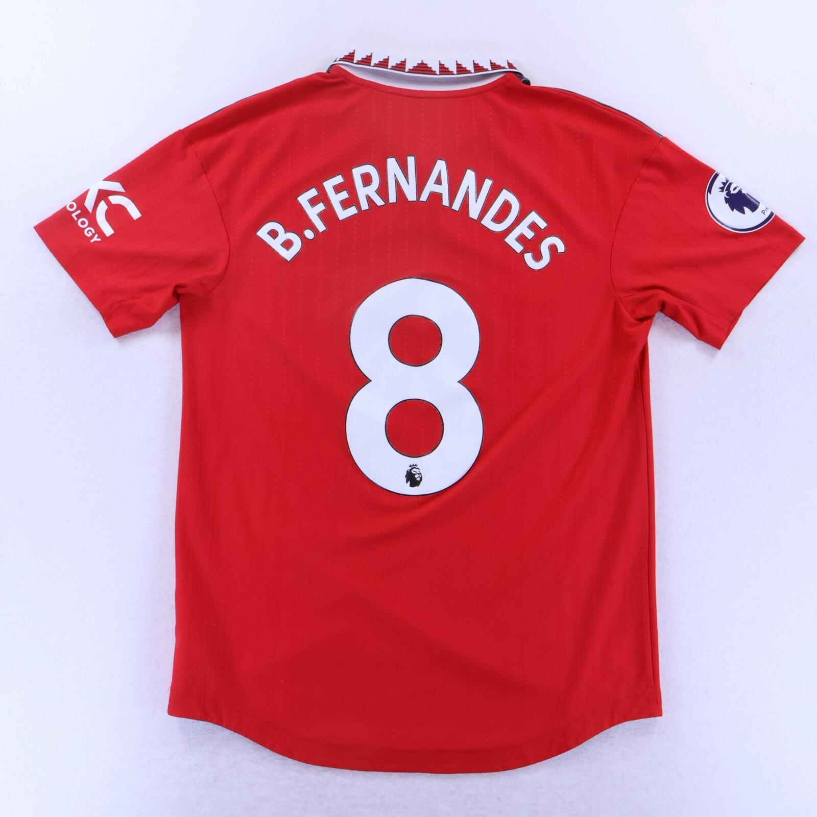 Manchester United B. Fernandes #8 2022/23 Home Shirt - M