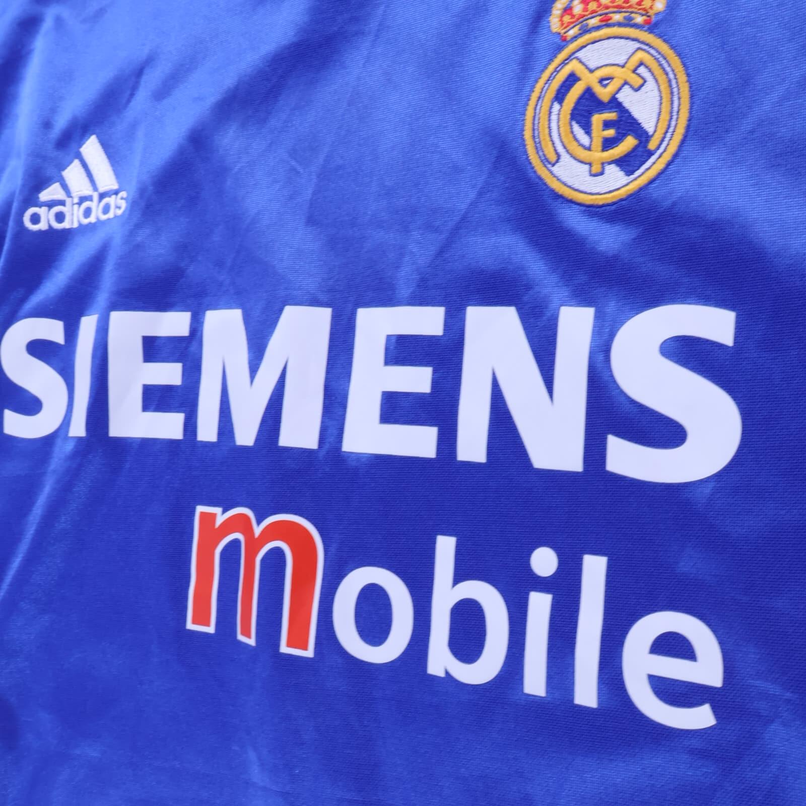 Real Madrid Ronaldo #9 2004/05 Third Shirt - 2XL