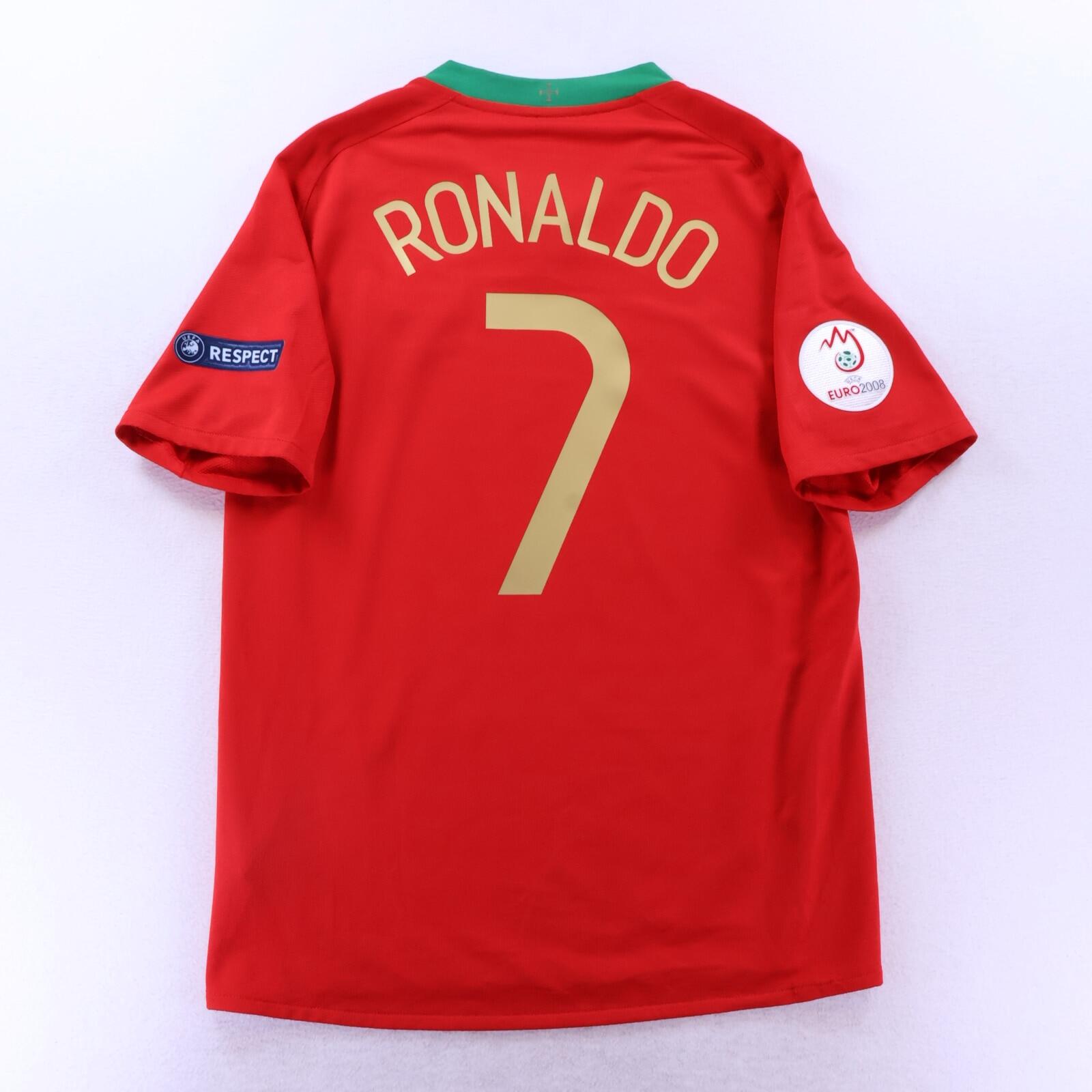 Portugal Ronaldo #7 2008/10 Home Shirt - M