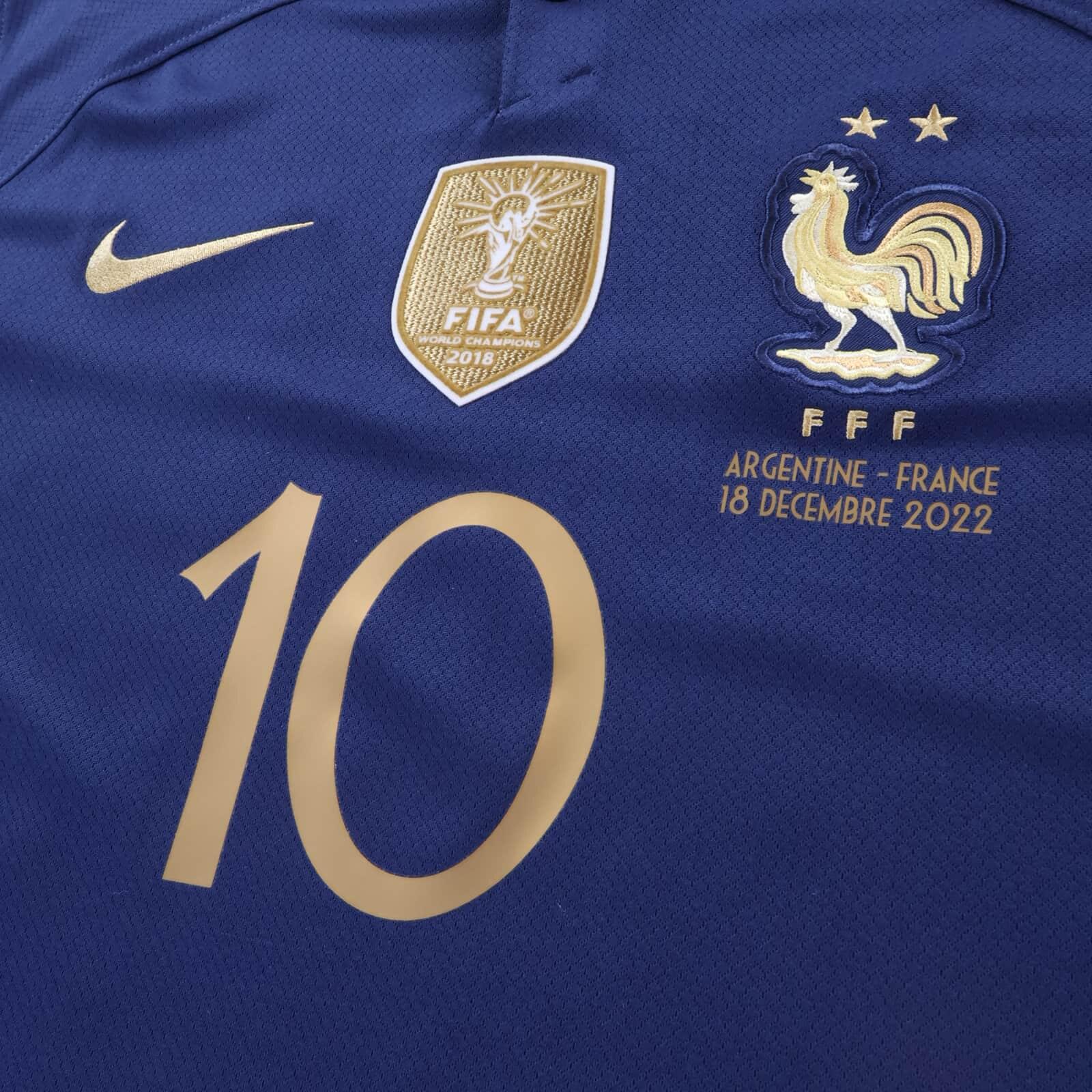 *MINT* France Mbappé #10 2022/23 Home Shirt - L