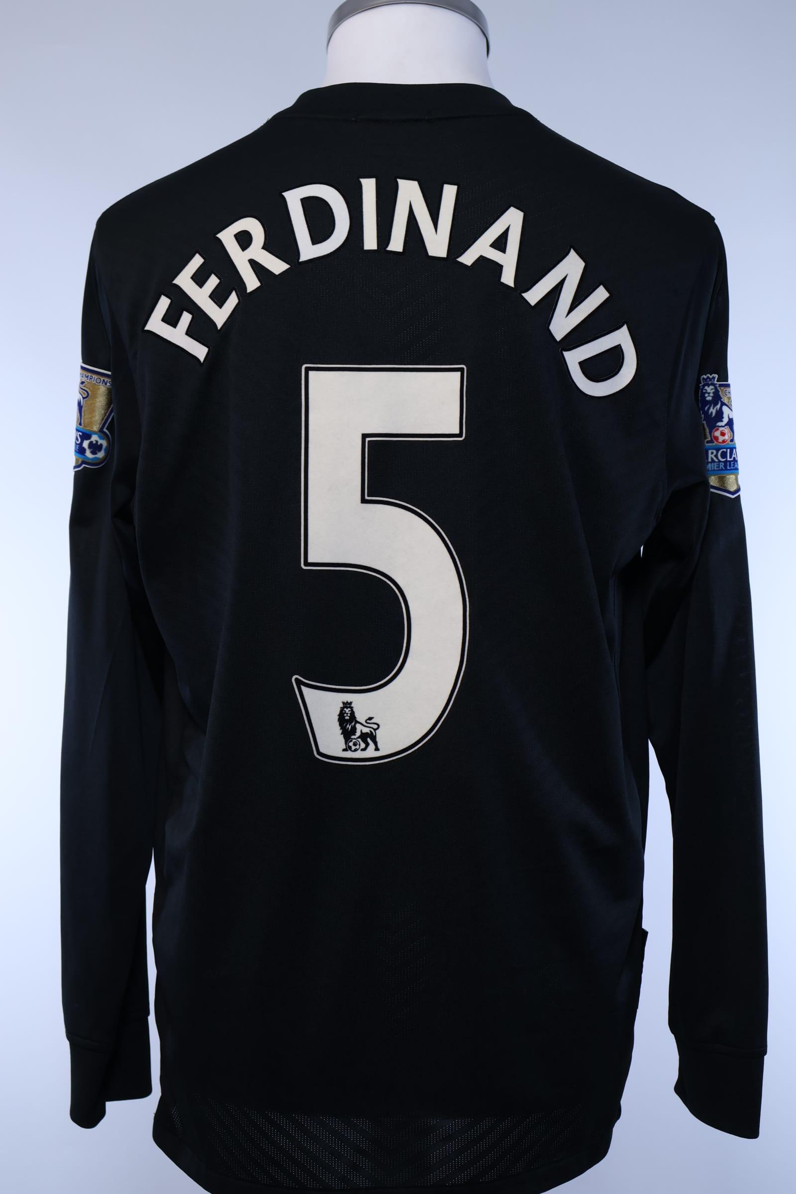 Manchester United 2009/10 Ferdinand #5 Away Shirt - M Authentic Original Football Shirt
