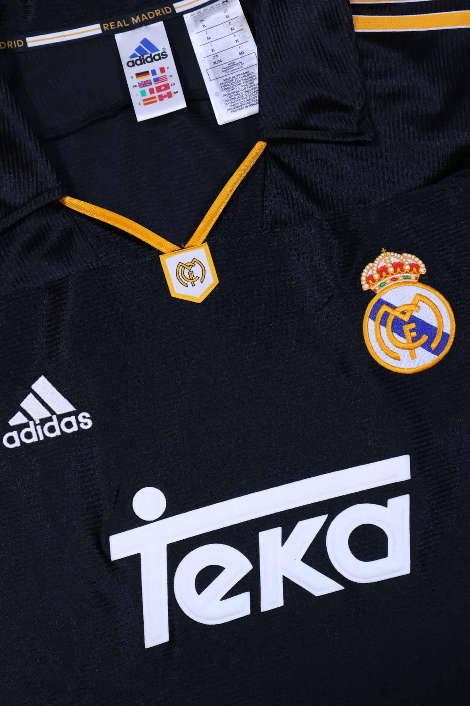 Real Madrid 1999/00 Away Shirt (Remake) - XL Authenic Original Football Shirt