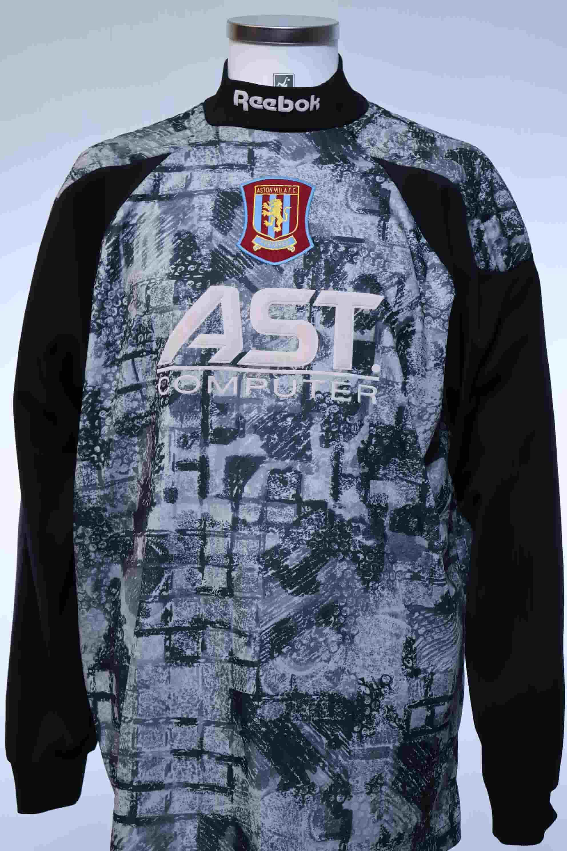 Aston Villa 1995/96 Goalkeeper Shirt - XL- FRONT