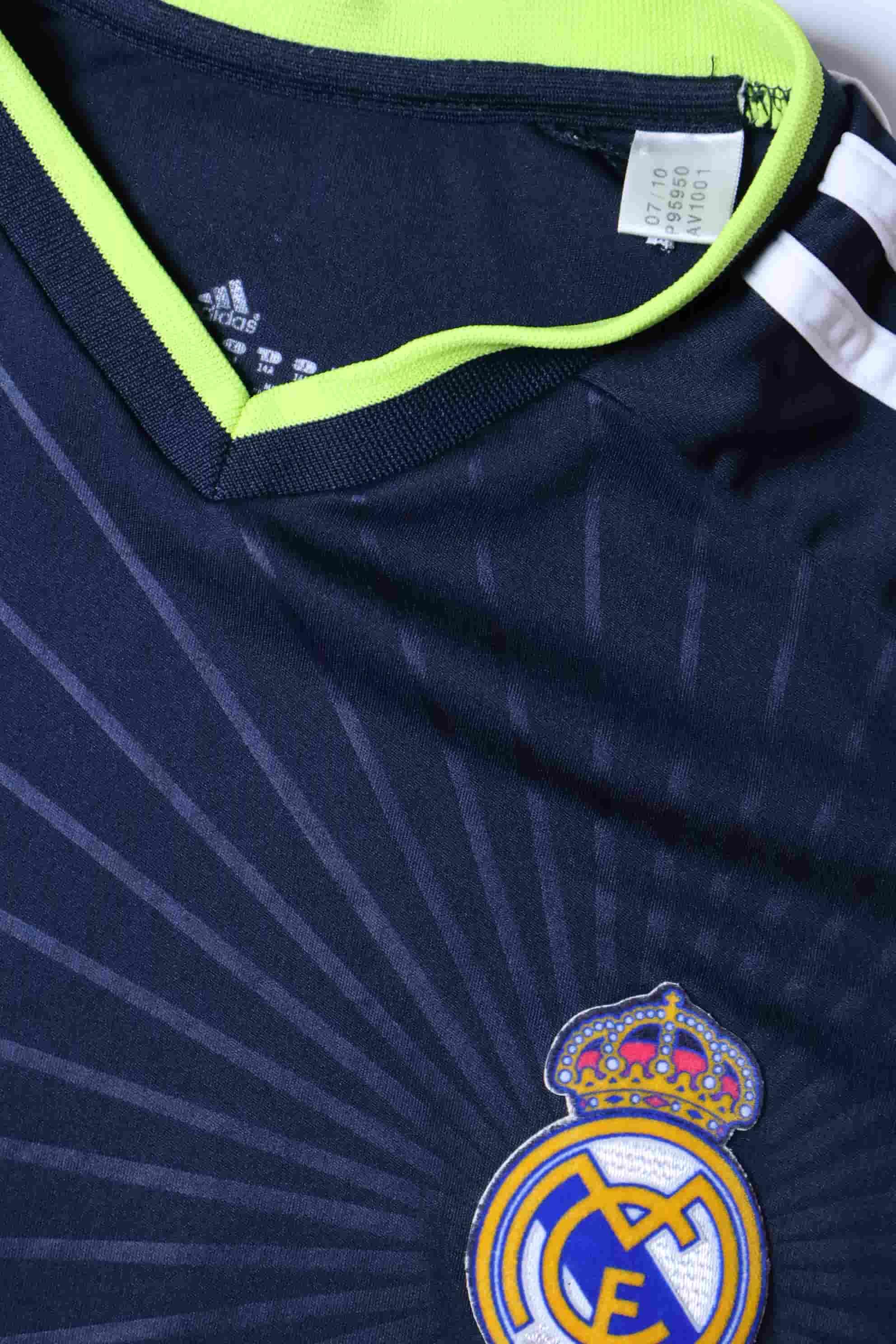 Real Madrid Ronaldo #7 2010/11 Away Shirt - S- TAGS