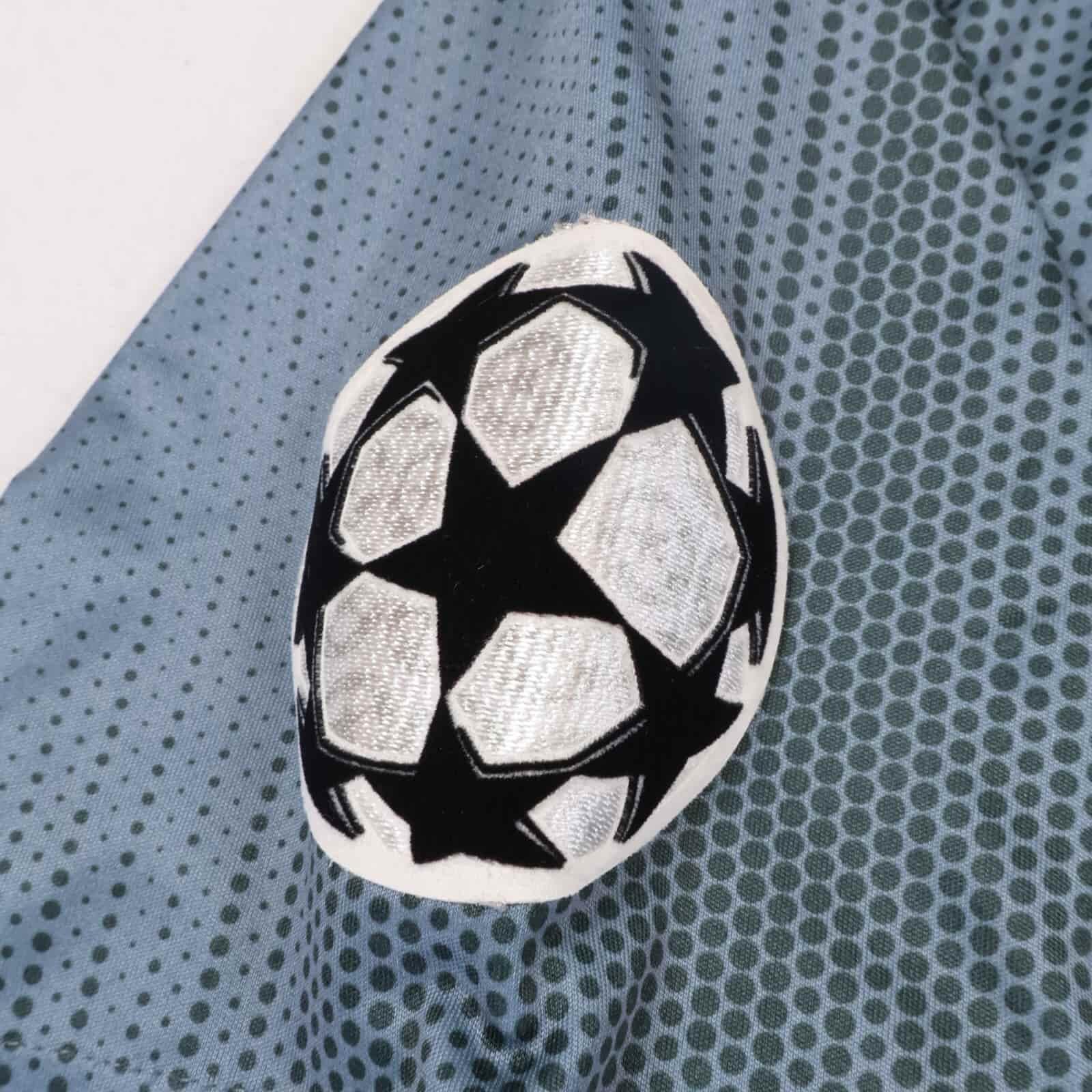 Bayern Munich 2018/19 Third Shirt - XL