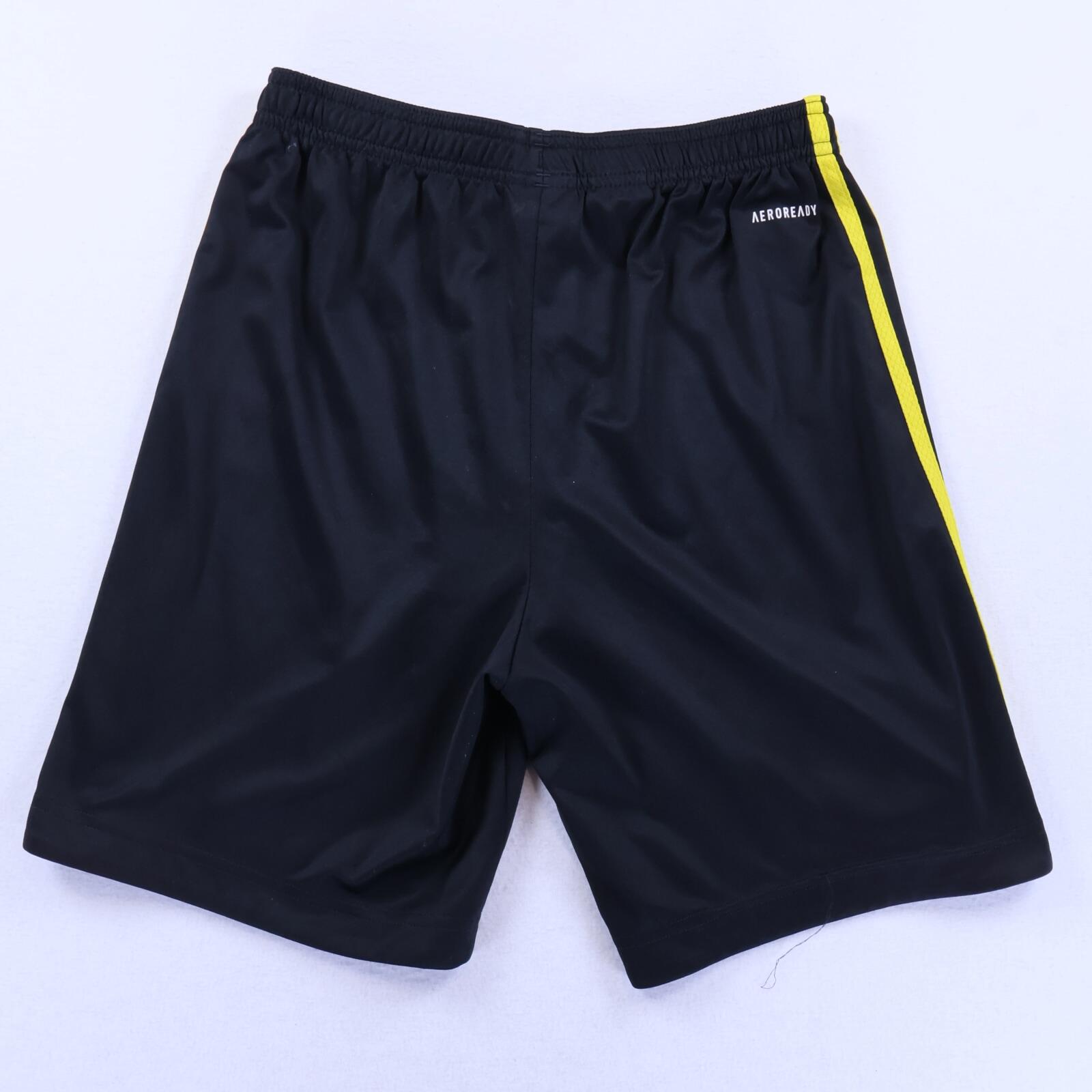 Manchester United B. Fernandes #18 2021/22 Shorts - 13-14Y