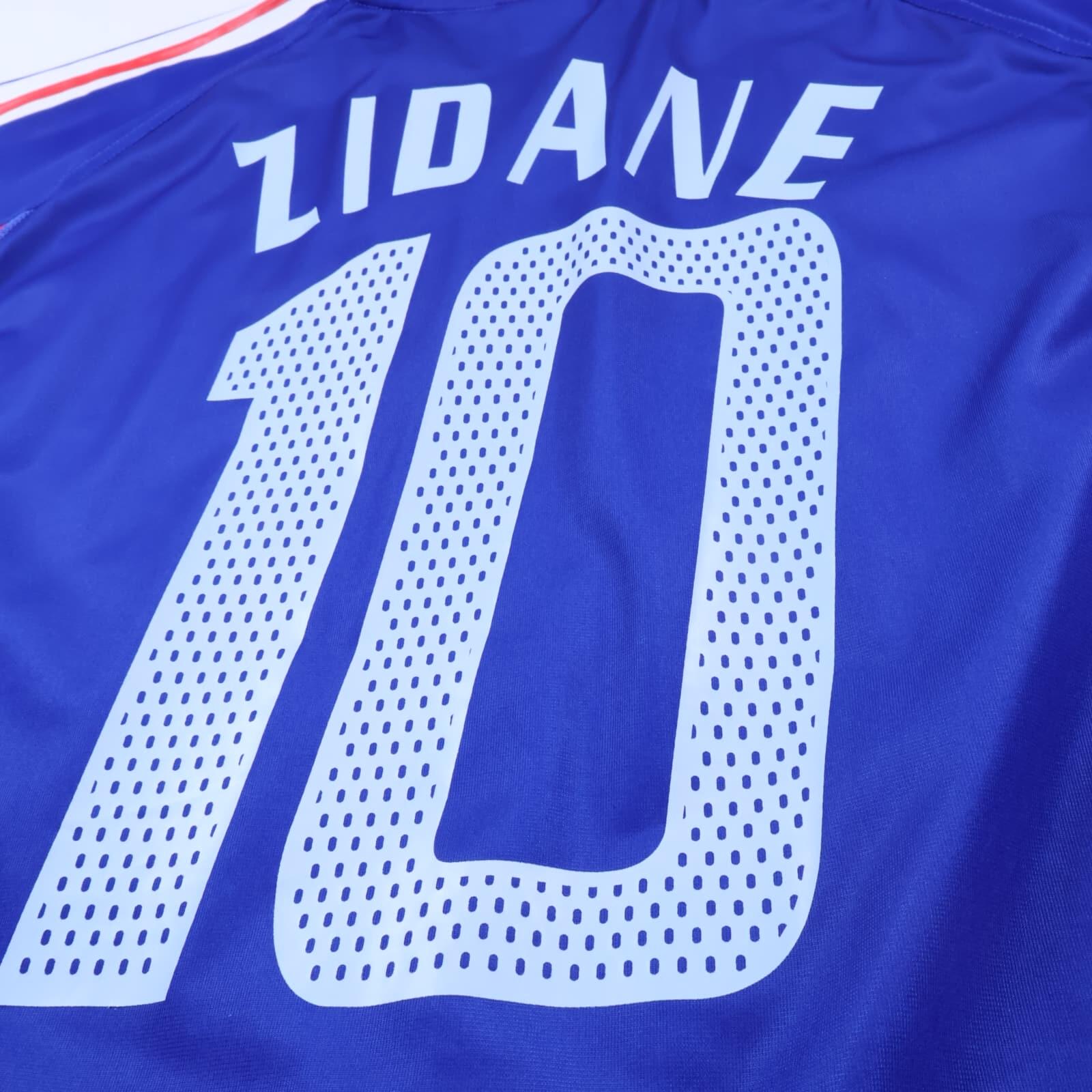France Zidane #10 2004/06 Home Shirt - L- TAGS