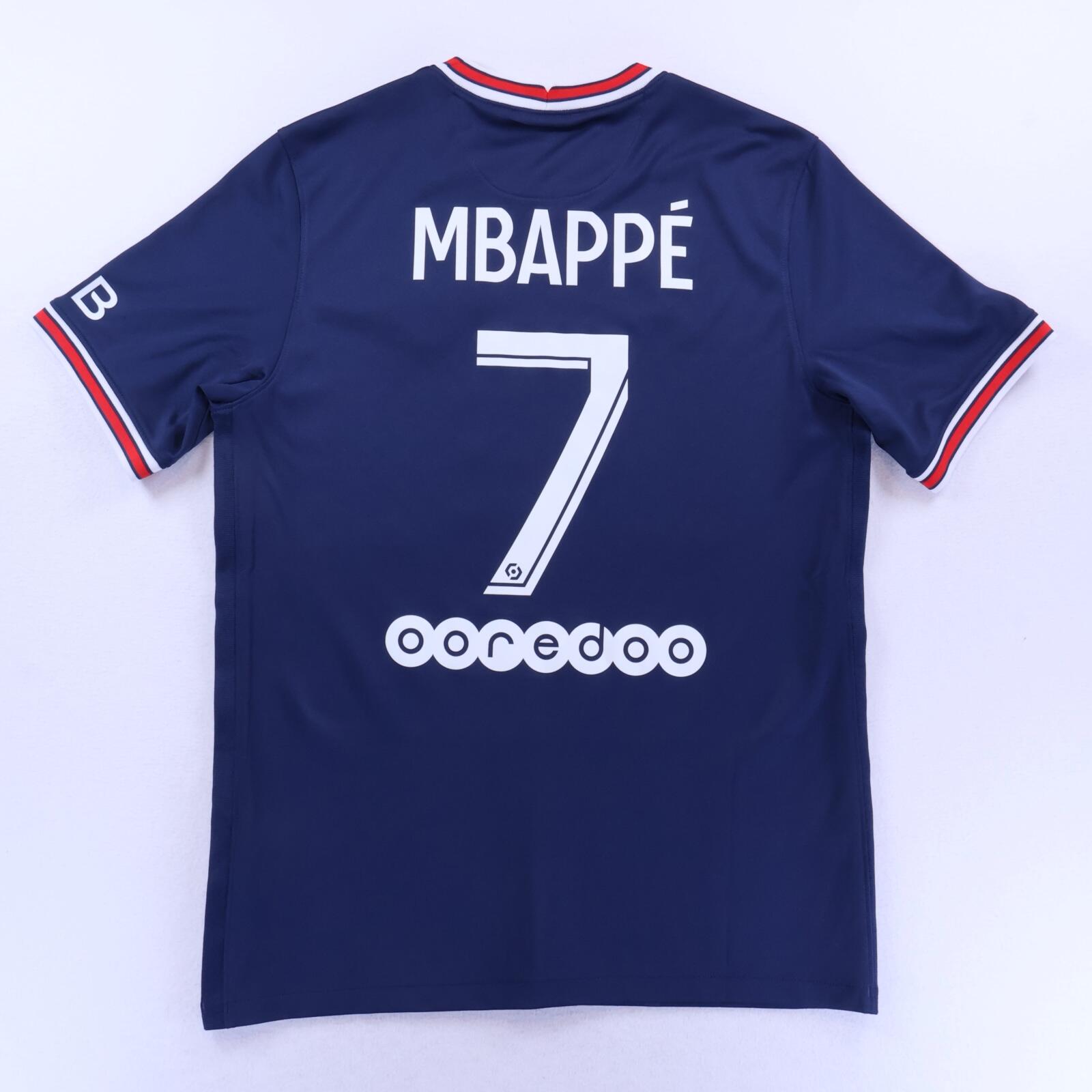 Paris Saint-Germain F.C Mbappé #7 2021/22 Home Shirt - M- FRONT