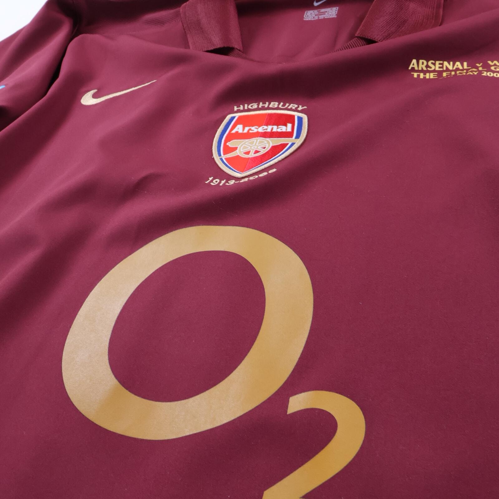 Arsenal Henry #14 2005/06 Home Shirt - XL