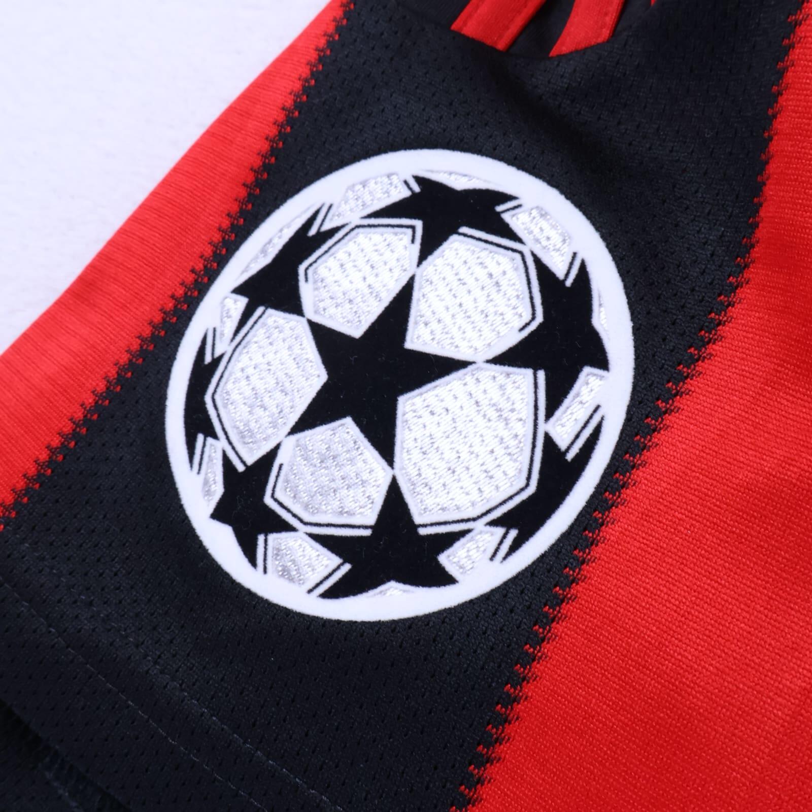 Ac Milan Ibrahimović #11 2010/11 Home Shirt - L