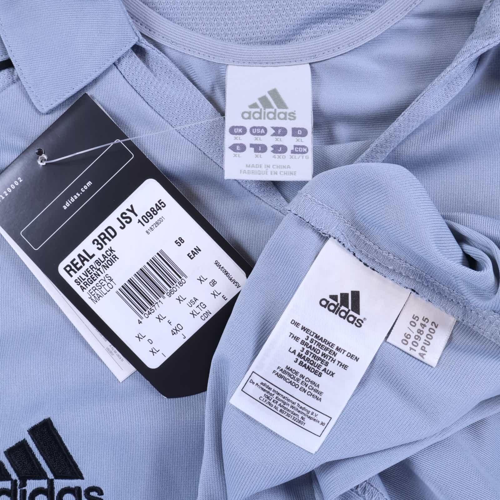 Real Madrid R. Carlos #3 2005/06 Third Shirt - XL