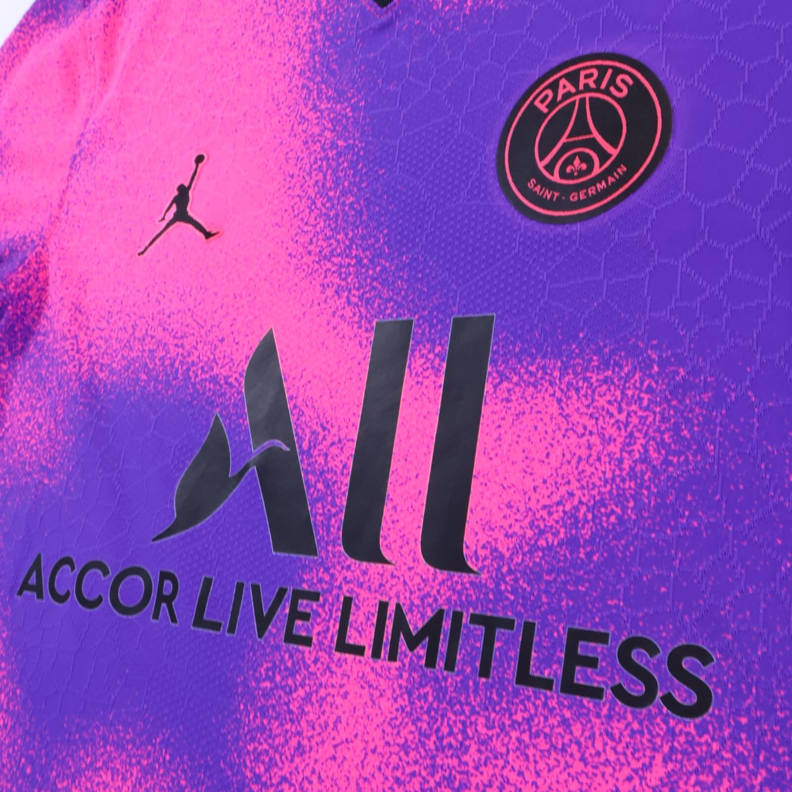 Paris Saint-Germain F.C 2020/21 Vapor Knit Fourth Shirt - S- BACK