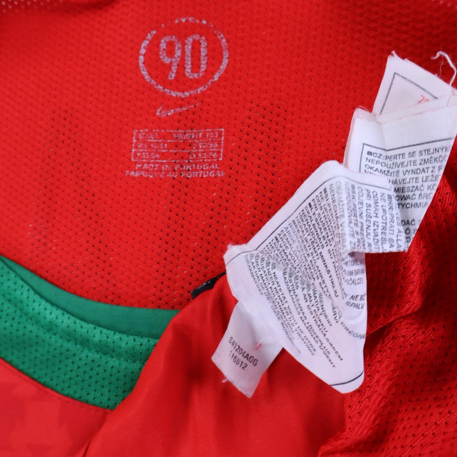 Portugal Ronaldo #17 2004/06 Home Shirt - XL
