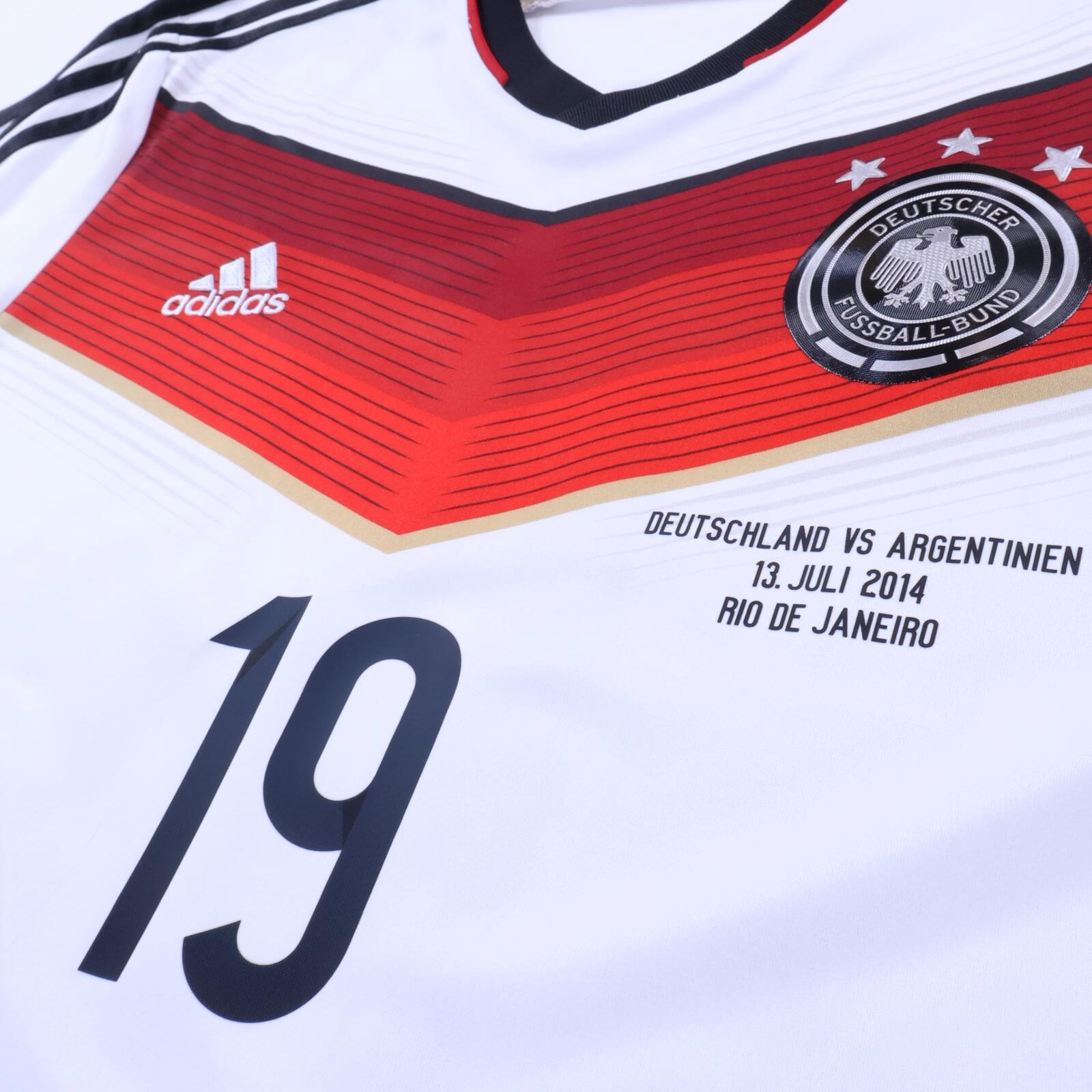 Germany Gotze #19 2014 Home Shirt - L
