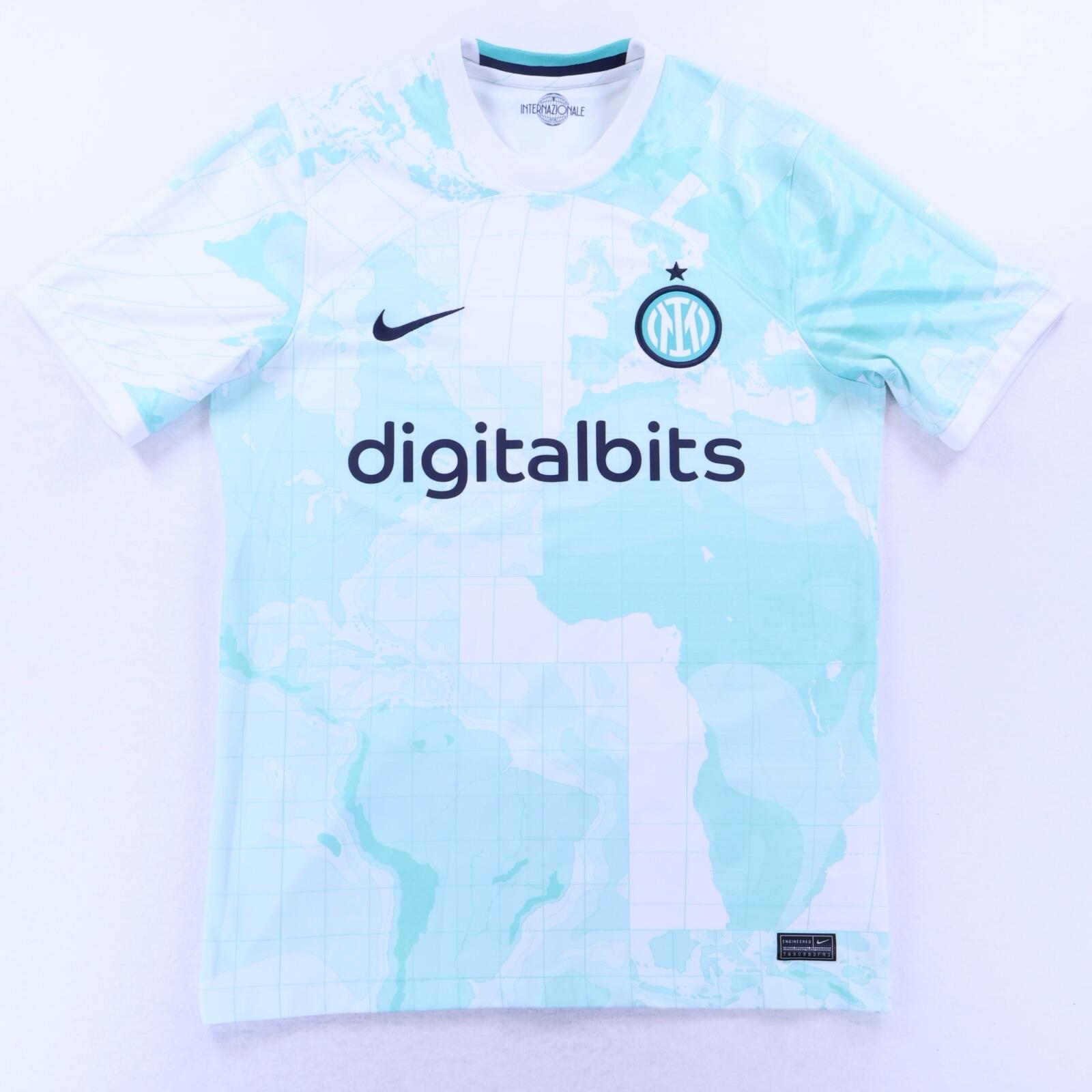 Inter Milan 2022/23 Away Shirt - M