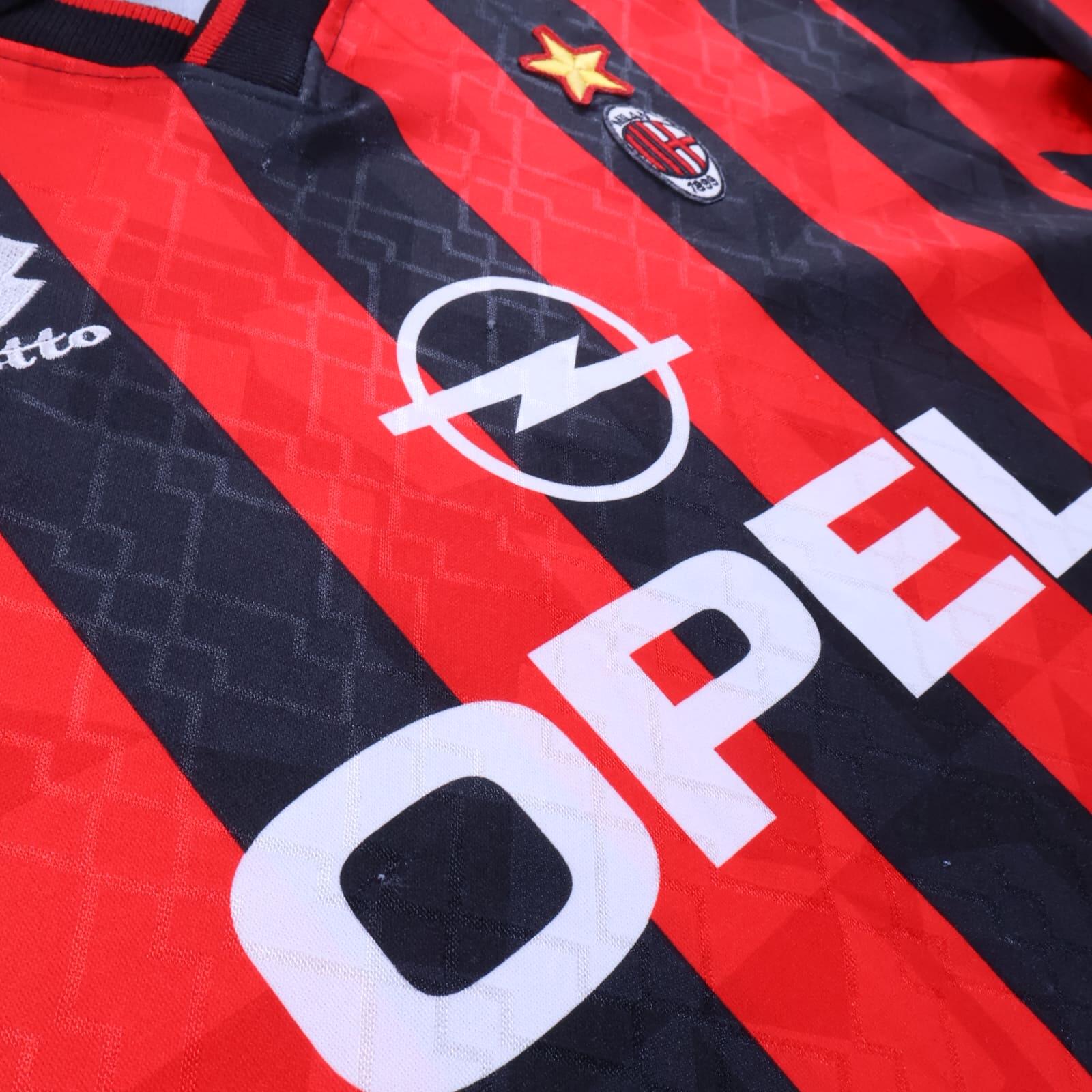 Ac Milan Baggio #18 1995/96 Home Shirt - Long Sleeve - XL