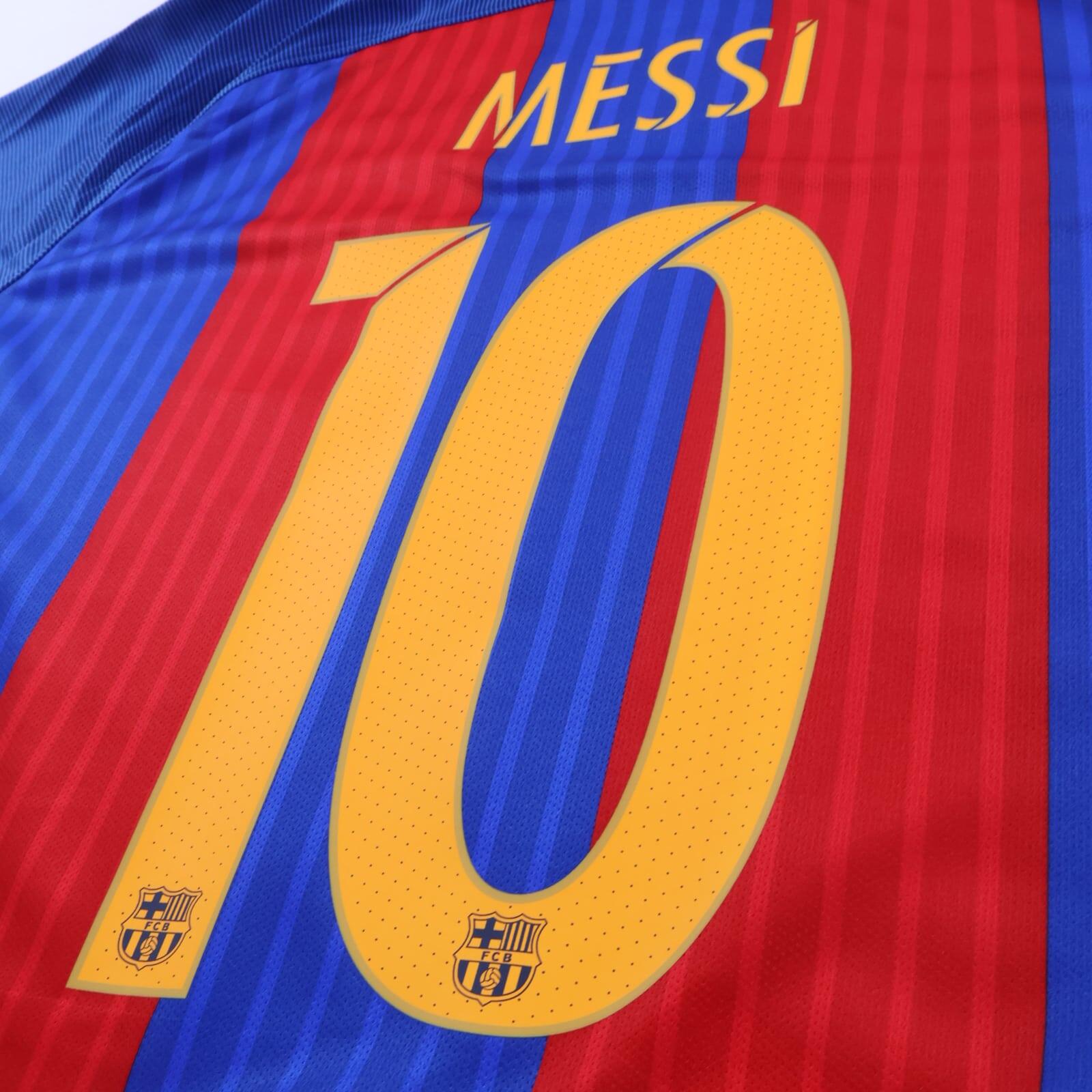 *NWT* Barcelona Messi #10 2016/17 Home Shirt - L