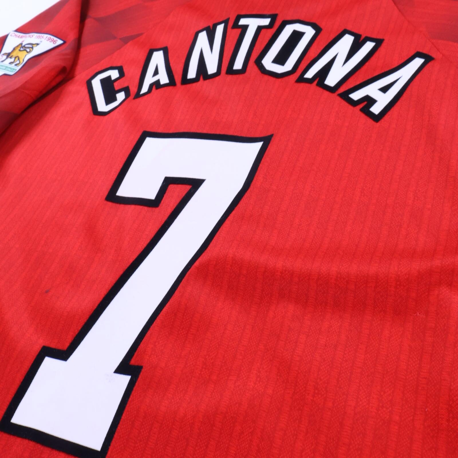 Manchester United Cantona #7 1996/97 Home Shirt - M