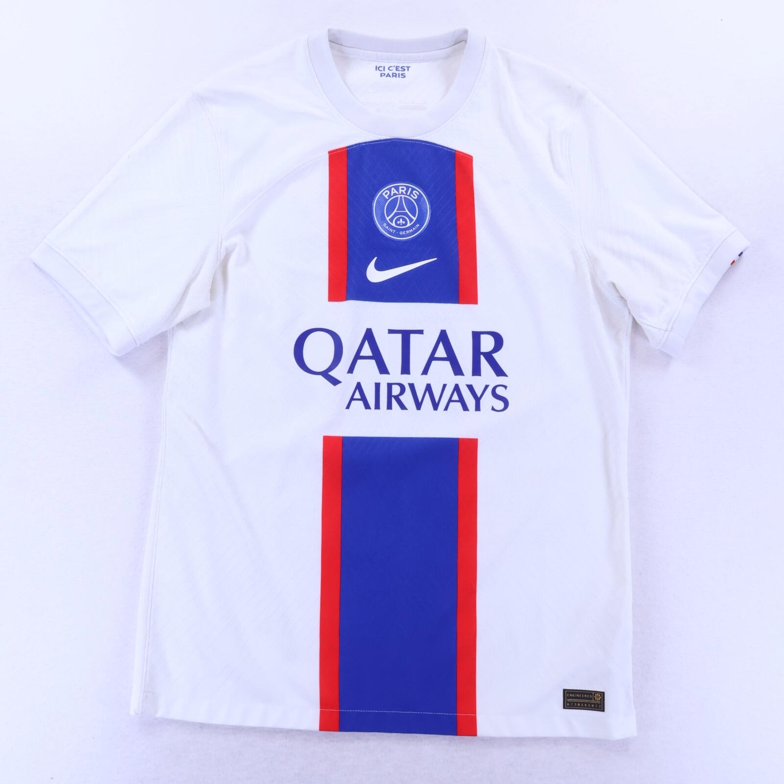 *MINT* Paris Saint-Germain F.C Messi #30 2022/23 Third Shirt - Player Issued - M